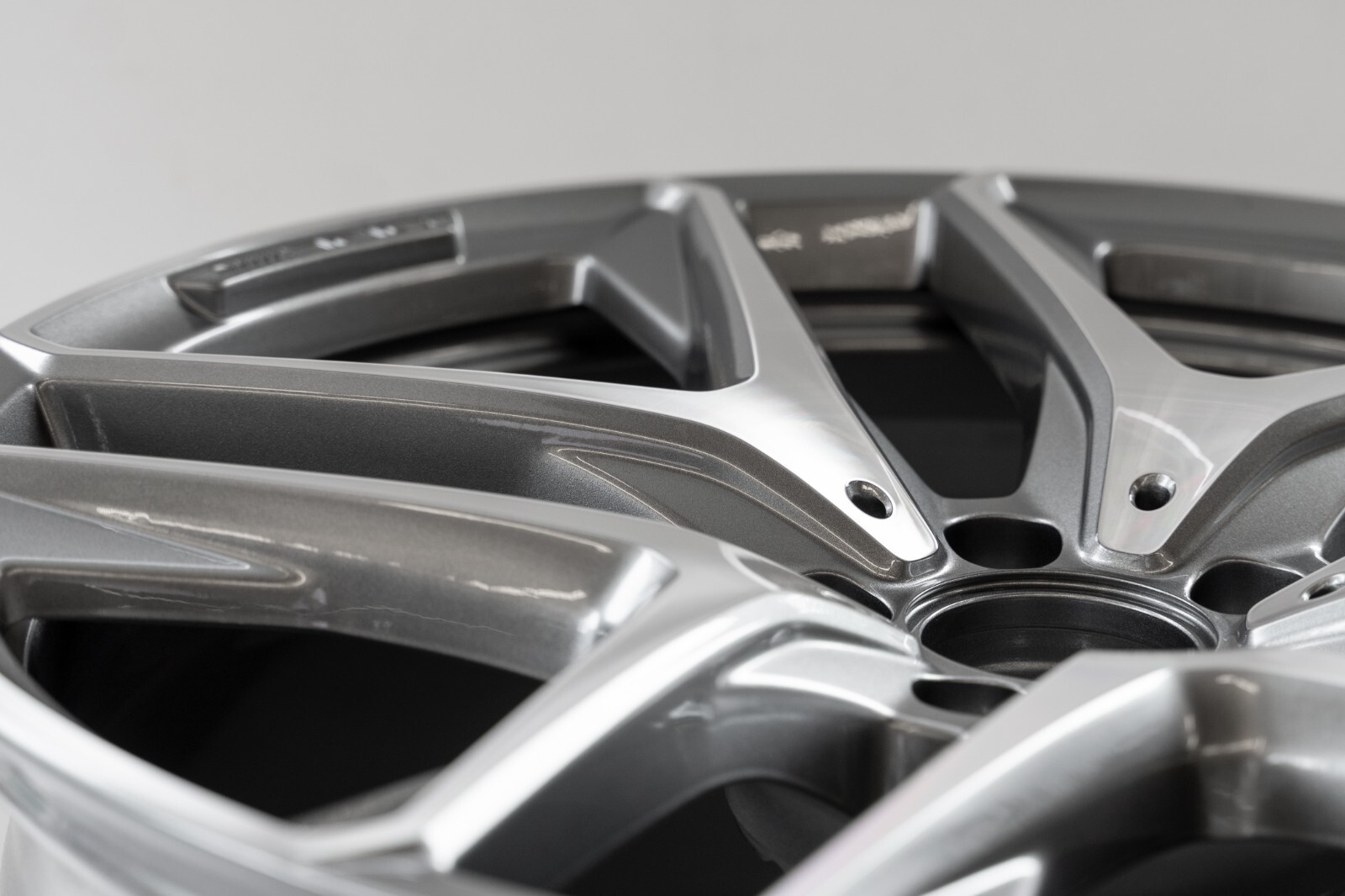 Mercedes GLE450 GLE53 AMG 21" inch Front rim OEM 2019 2020 2021 2022 2023 Wheel - Image 13