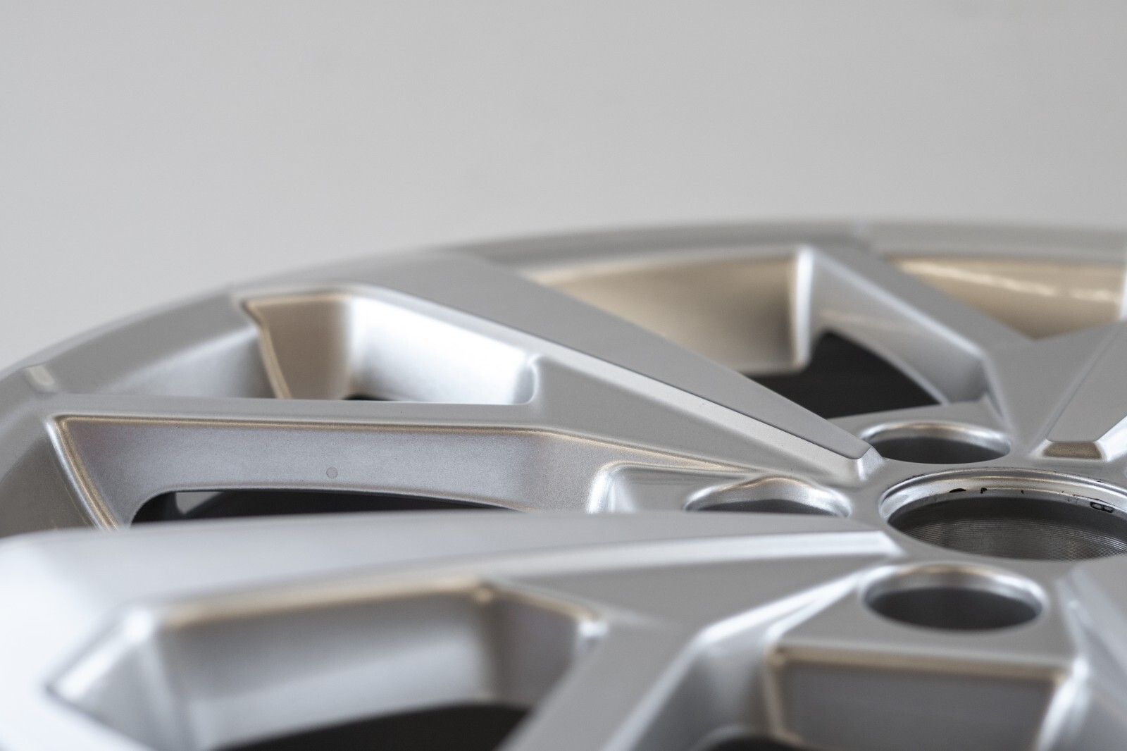 Audi Q3 18" inch rim OEM 2020 2021 2022 Genuine Original Factory wheel – Image 15