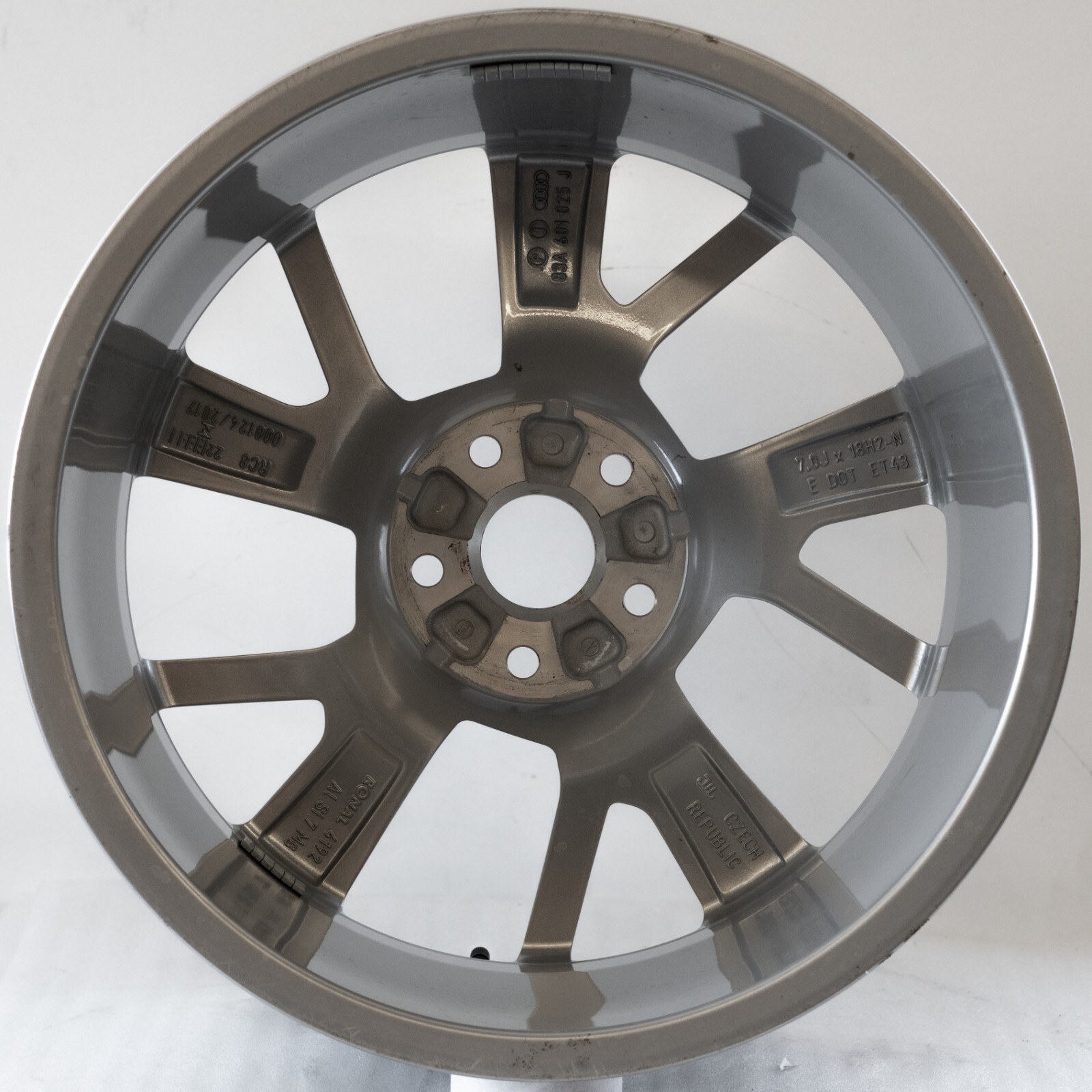 Audi Q3 18" inch rim OEM 2020 2021 2022 Genuine Original Factory wheel – Image 16