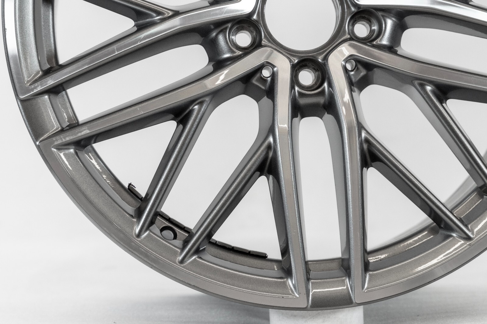 Mercedes C43 AMG 19" inch Front Rim OEM 2023 2024 2025 Genuine Original Wheel - Image 5