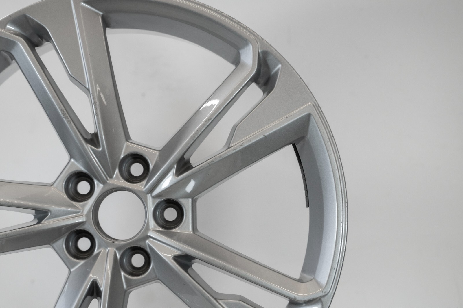 Audi Q3 19" inch rim OEM 2019 2020 2021 2022 2023 2024 Genuine Original wheel - Image 4