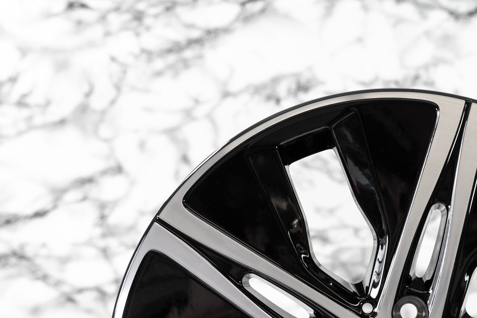 Mercedes A220 B250 CLA250 18" inch rim OEM 2019-2024 Genuine Original NEW Wheel - Image 3