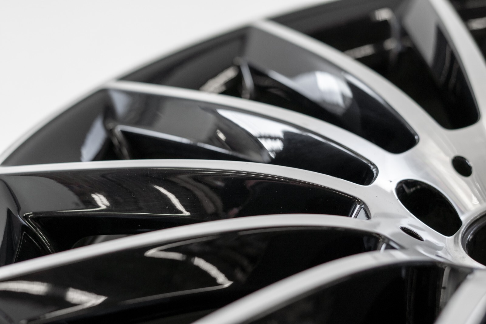 Mercedes CLS53 20" inch Front rim OEM 2018 2019 2020 2021 Original AMG wheel – Image 20