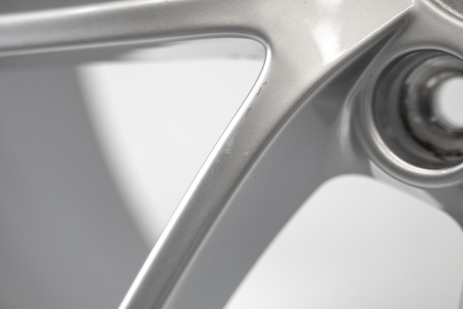 Porsche 982 718 GT4 Spyder 20" inch Front rim OEM Genuine Original Wheel – Image 16