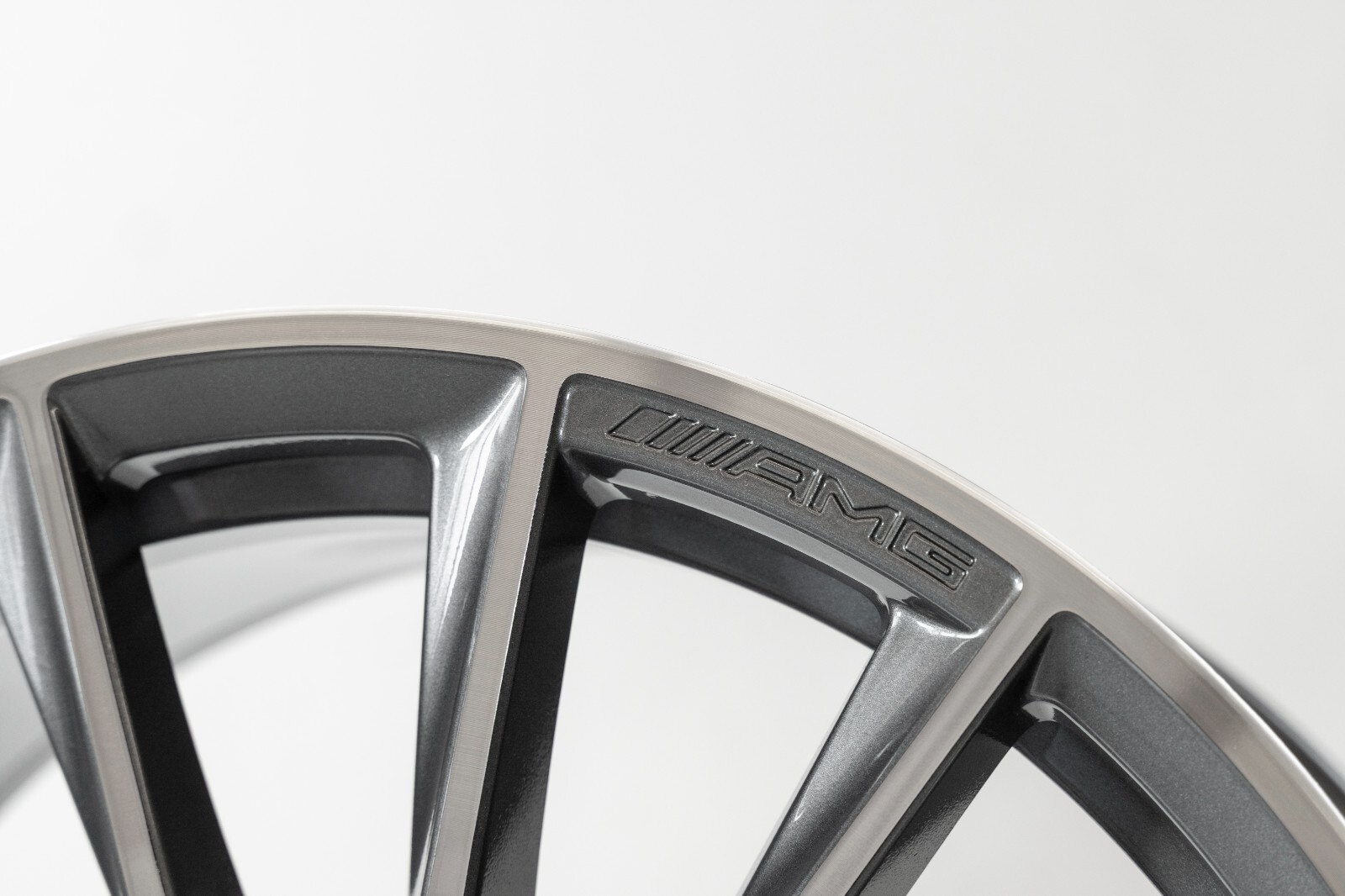 Mercedes S500 S580 20" inch Rear rim OEM 2021-2025 Genuine Original AMG wheel - Image 6