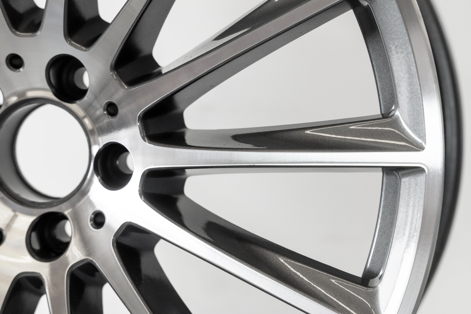 Mercedes S500 S580 20" inch Rear rim OEM 2021-2025 Genuine Original AMG wheel - Image 7