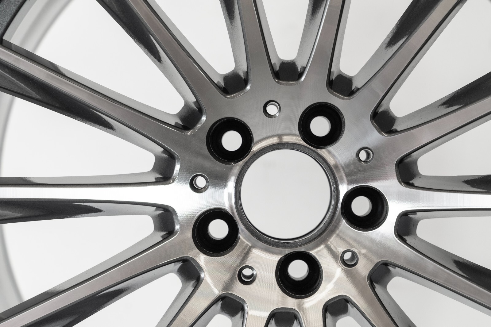 Mercedes S500 S580 20" inch Rear rim OEM 2021-2025 Genuine Original AMG wheel - Image 9