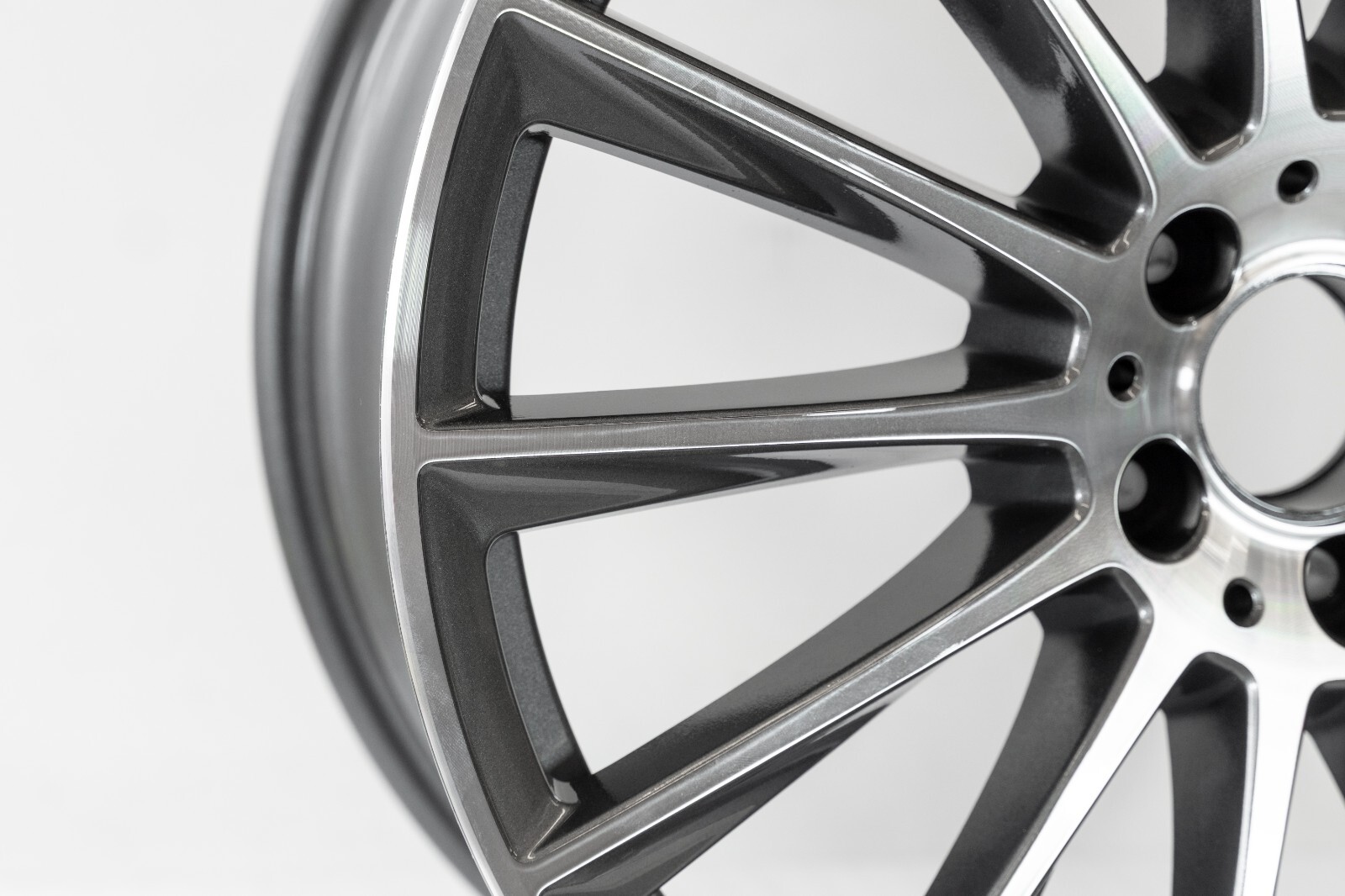 Mercedes S500 S580 20" inch Rear rim OEM 2021-2025 Genuine Original AMG wheel - Image 11