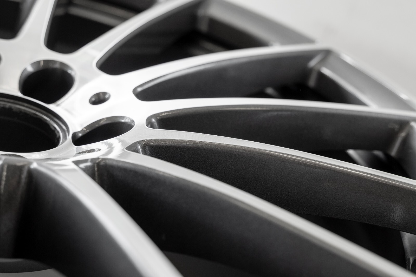 Mercedes S500 S580 20" inch Rear rim OEM 2021-2025 Genuine Original AMG wheel - Image 13