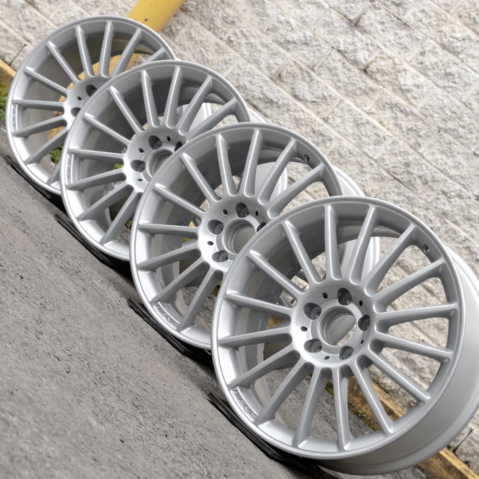 Mercedes SLK350 SLK55 AMG 18" inch rim OEM 2004-2011 Genuine Original Wheel Set