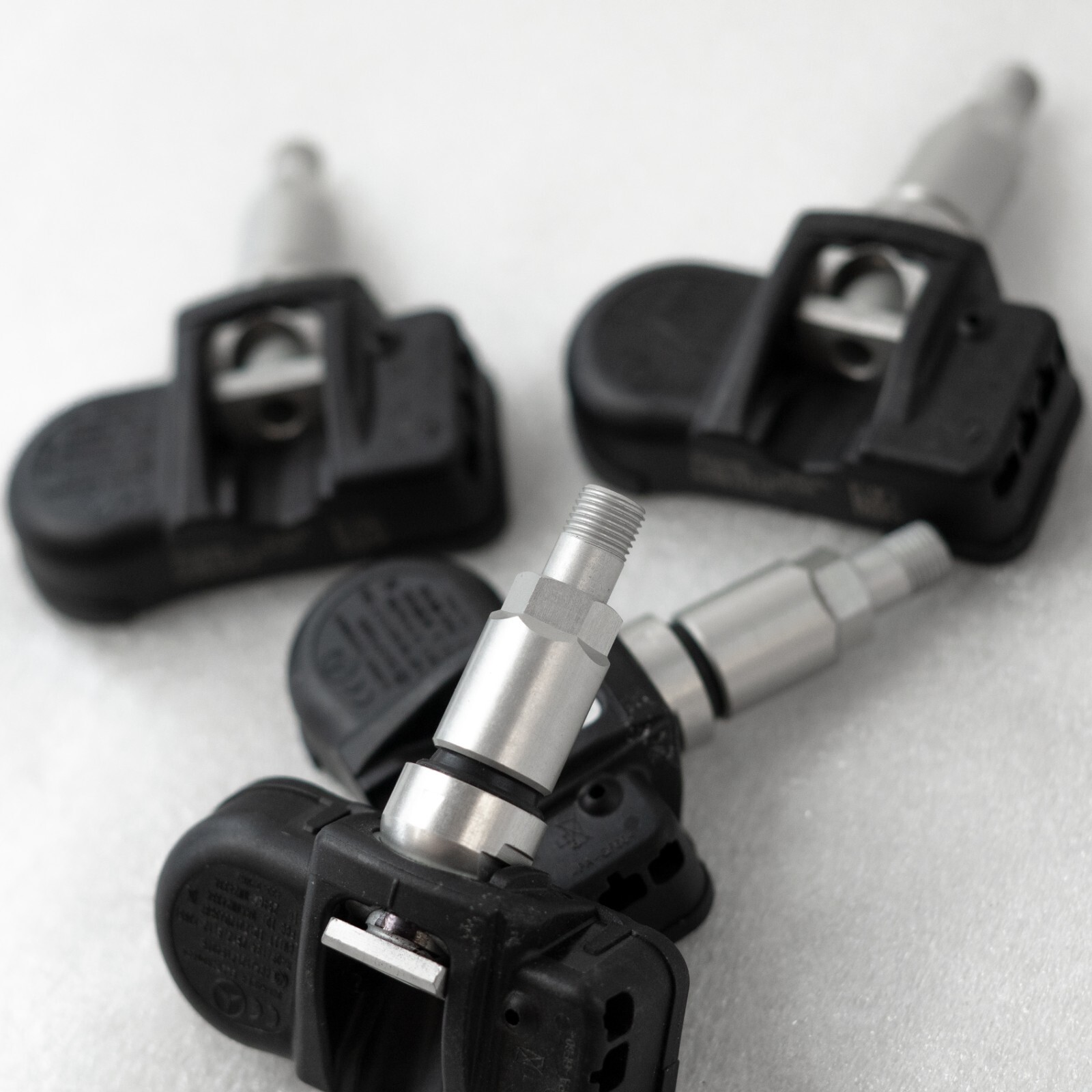 Mercedes AMG ML63 GL63 S63 SL63 Sprinter OEM Genuine Tire TPMS Sensor Set of 4 - Image 5