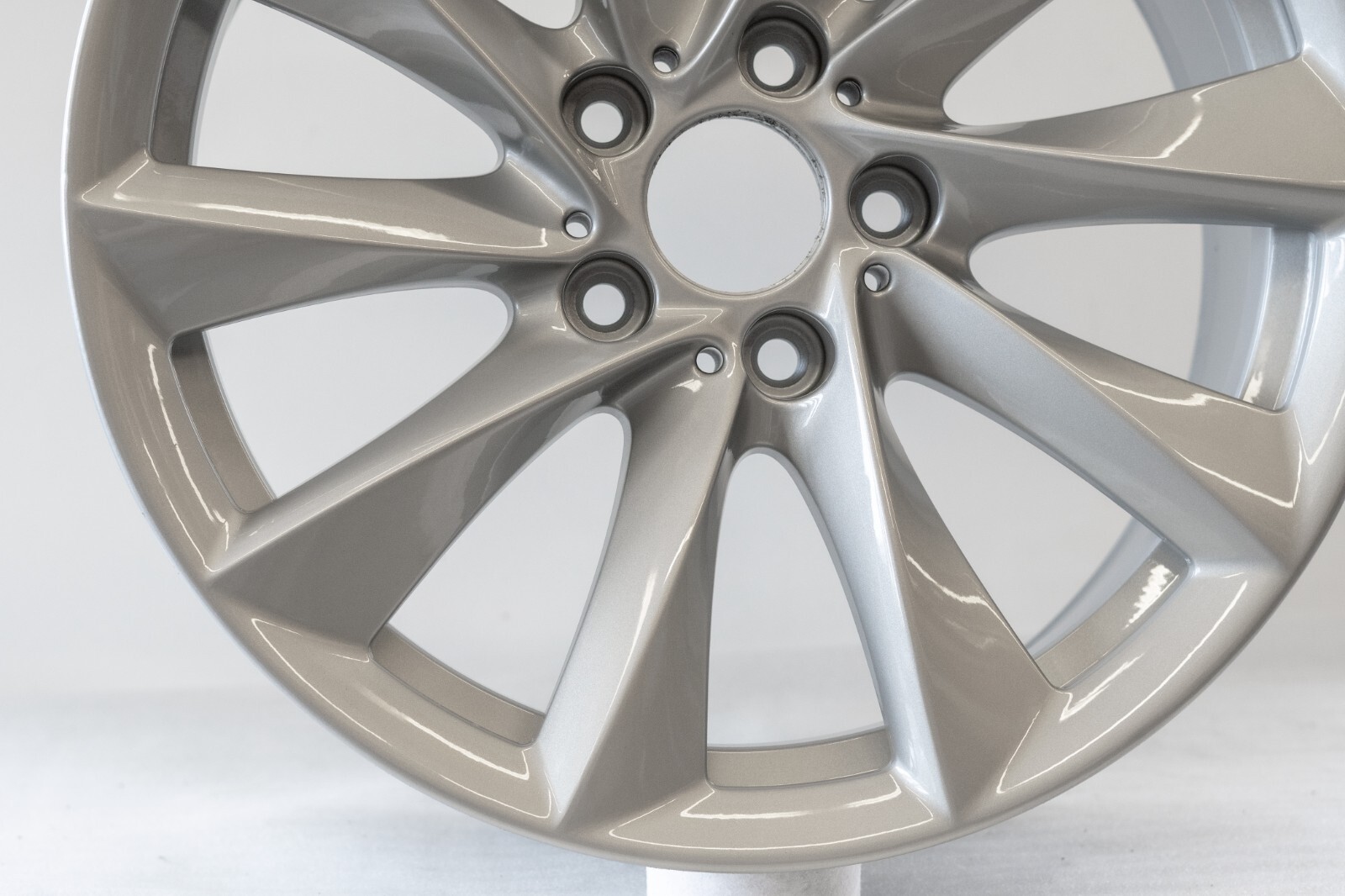 BMW 320i 330i 428i 430i 18" rim OEM 2012 2013 2014 2015 2016 2017 Original Wheel – Image 5
