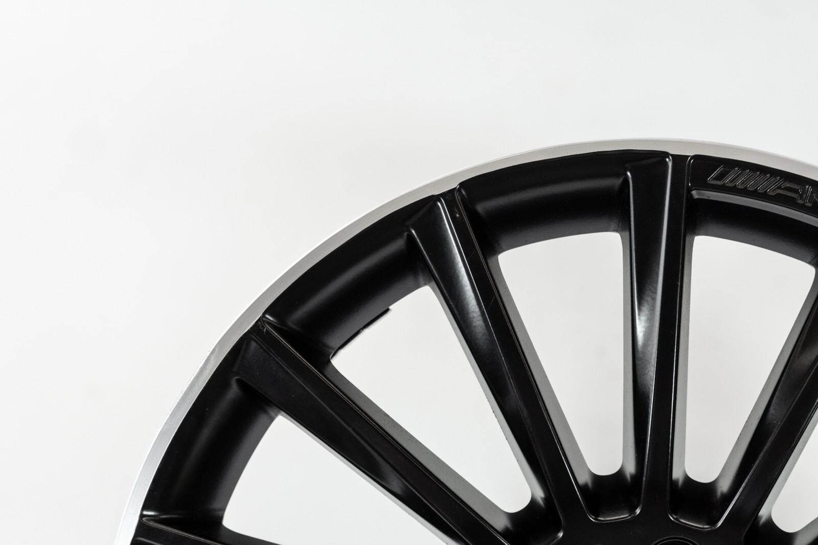 Mercedes C450 C43 AMG 19" inch Rear rim 2016 2017 2018 2019 OEM Original wheel - Image 3
