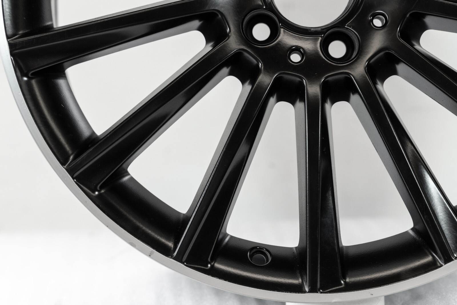 Mercedes C450 C43 AMG 19" inch Rear rim 2016 2017 2018 2019 OEM Original wheel - Image 5