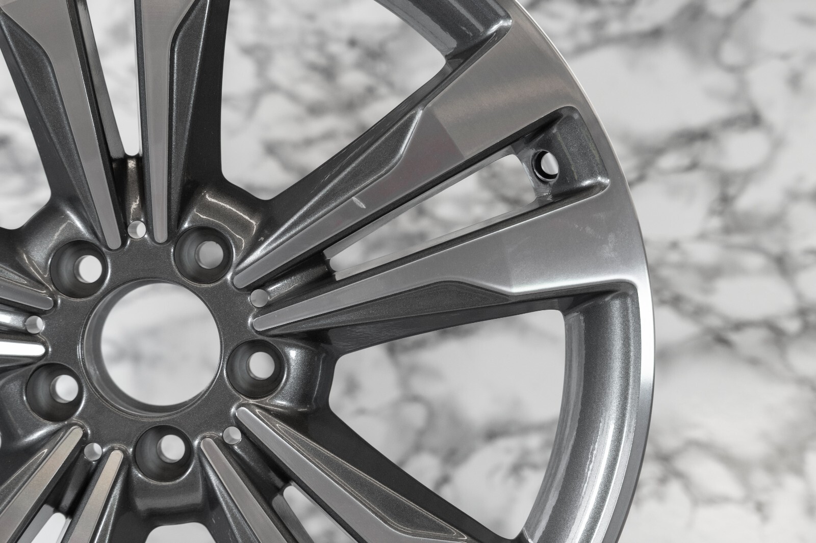 Mercedes S550 S560 Rear Rim 19" inch OEM 2014-2020 Genuine Original wheel - Image 4