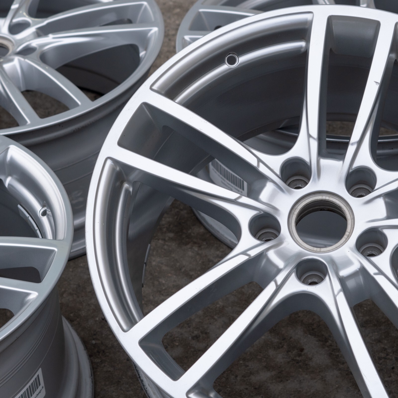 Porsche Cayenne Coupe 20" inch Rim OEM 2020 2021 2022 2023 2024 Sport Wheel Set – Image 16