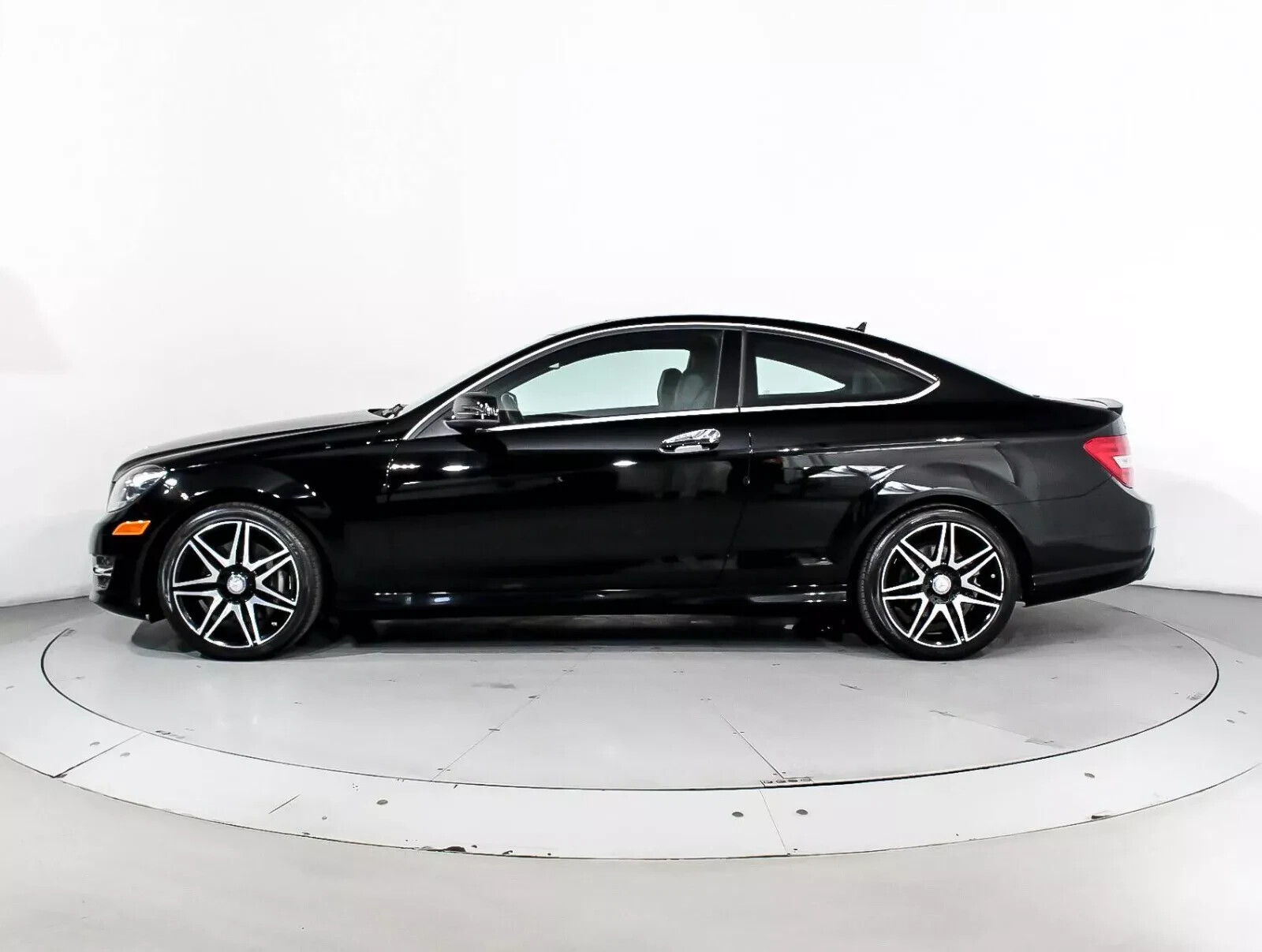 Mercedes C250 C300 C350 18" inch Rear rim 2008-2015 Genuine Original AMG wheel – Image 21
