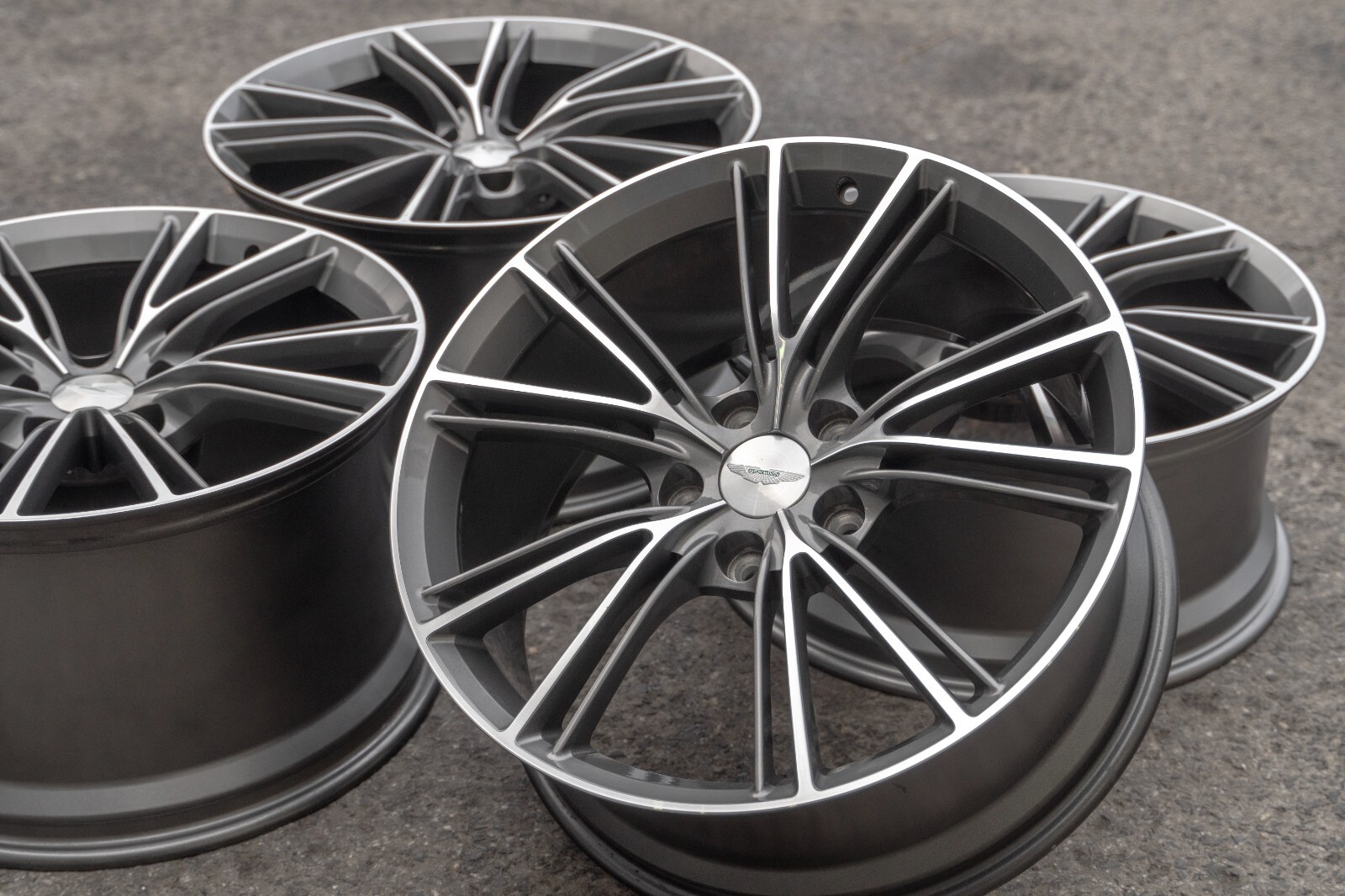 Aston Martin Vanquish 20" inch rim OEM 2012-2018 Genuine Forged wheel set of 4 – Image 6