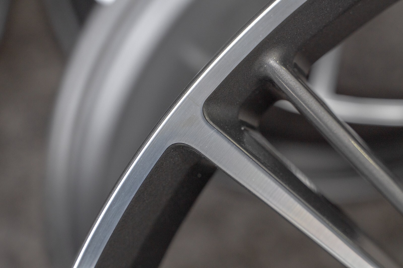 Aston Martin Vanquish 20" inch rim OEM 2012-2018 Genuine Forged wheel set of 4 – Image 20