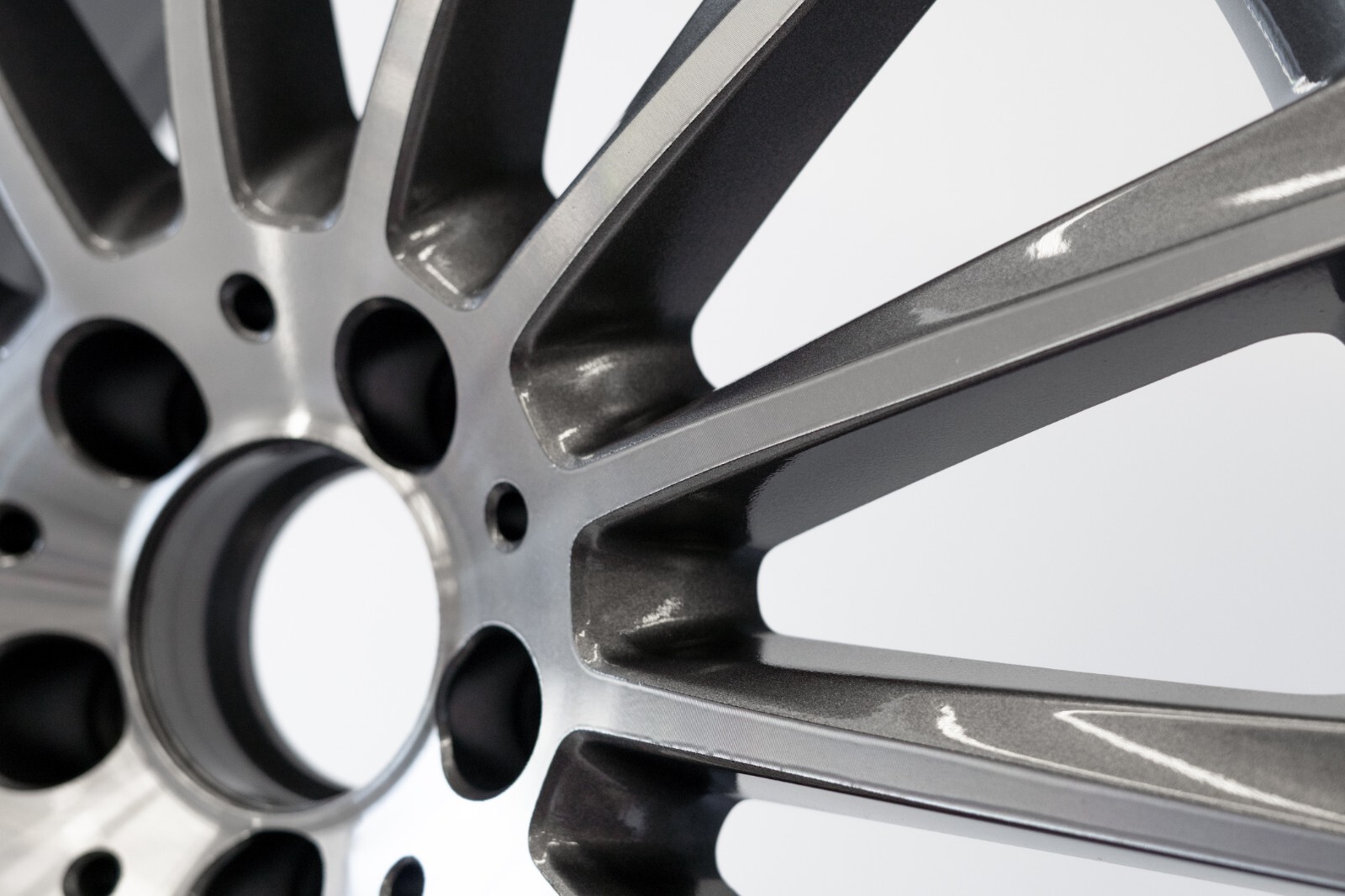 Mercedes C300 C400 19" inch rear rim OEM 2015-2022 Genuine Original AMG wheel - Image 7