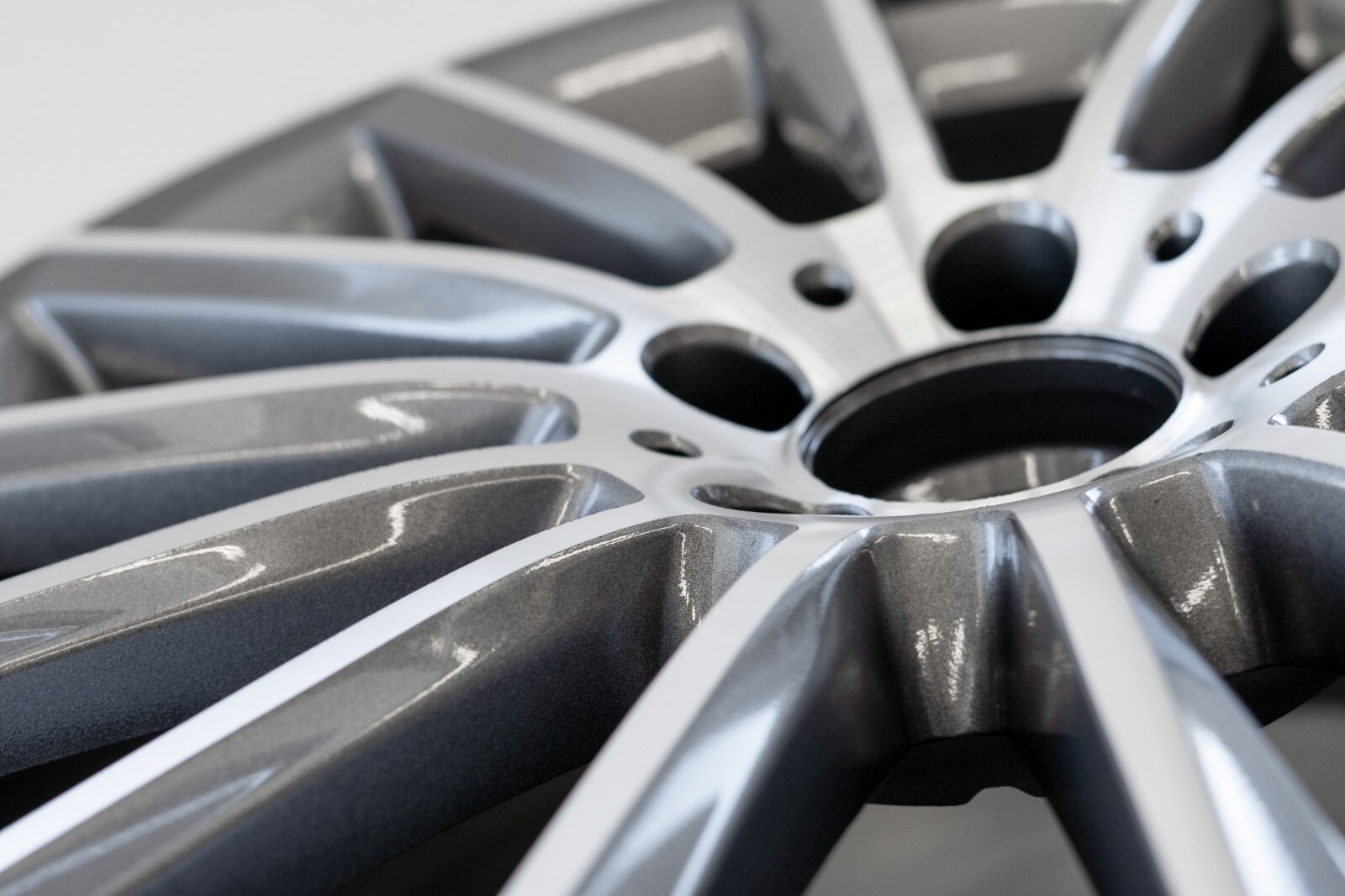 Mercedes C300 C400 19" inch rear rim OEM 2015-2022 Genuine Original AMG wheel - Image 12