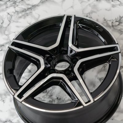 Mercedes C300 18" inch Front rim OEM 2019 2020 2021 2022 AMG ORIGINAL Mag wheel