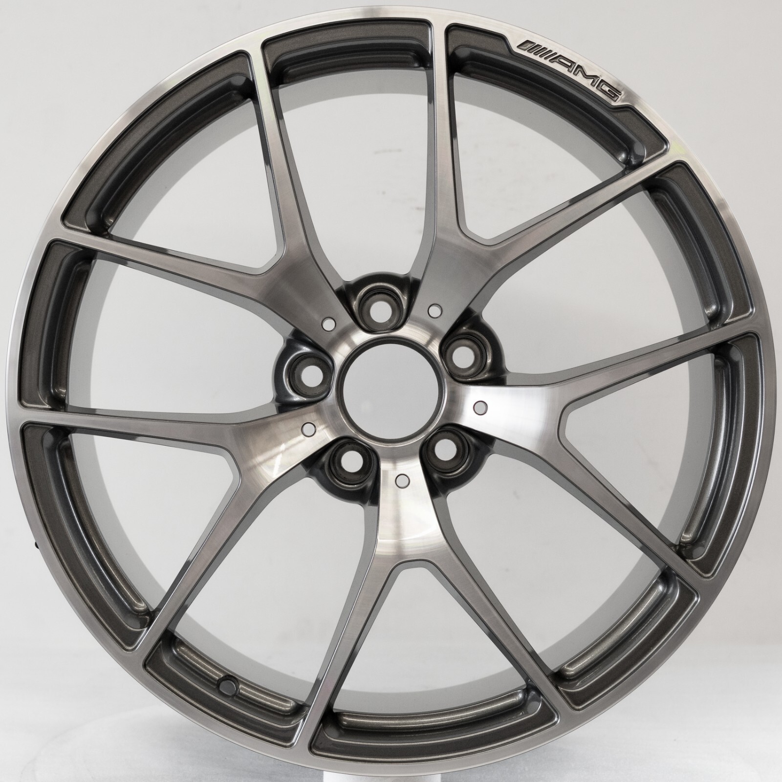 Mercedes C63 AMG 19" inch rear rim OEM 2014 2015 Original 507 edition Mag wheel - Image 2
