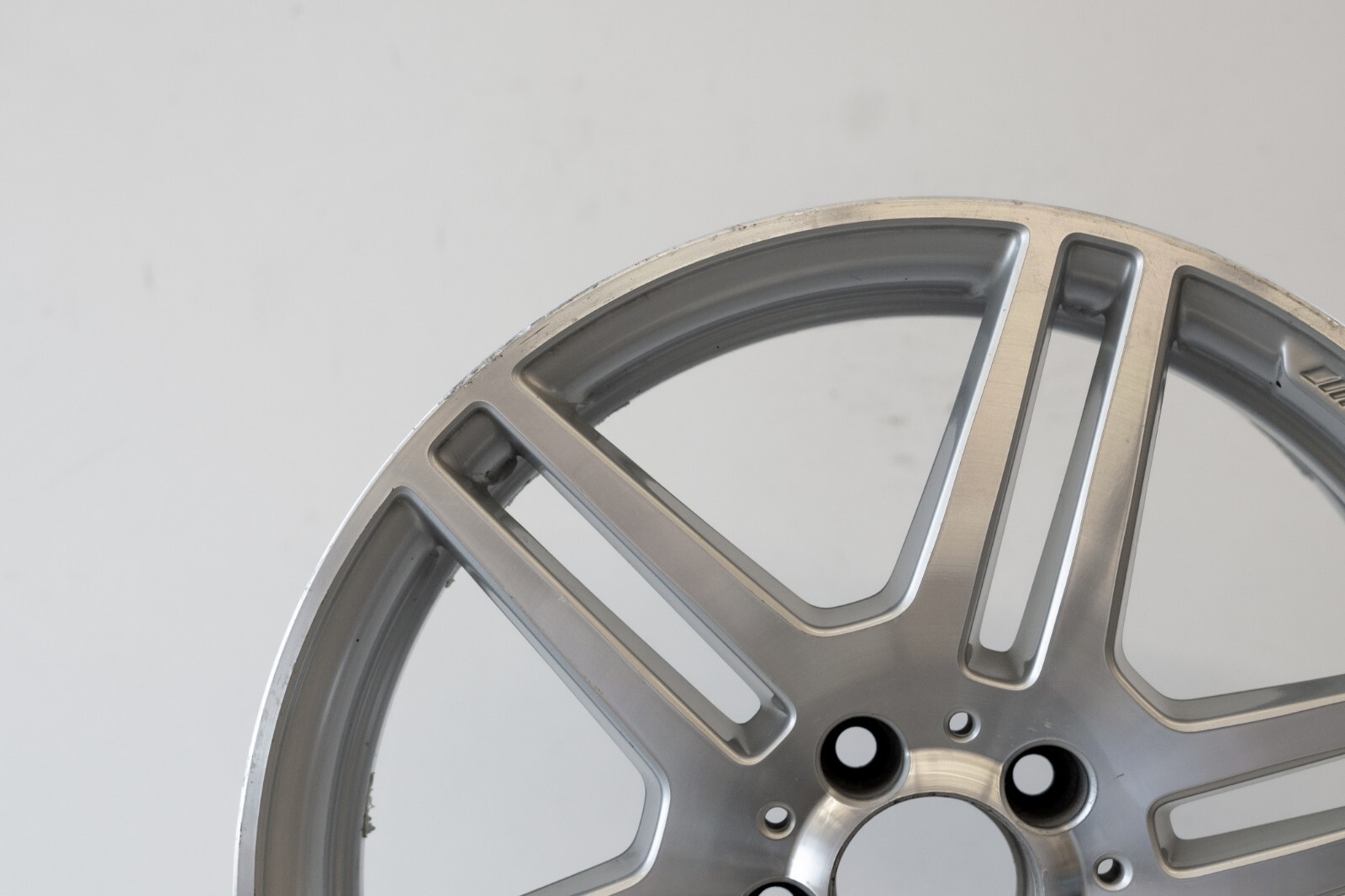 Mercedes E350 E550 Coupe 18" inch rim OEM 2010 2011 2012 2013 Genuine Wheel – Image 3