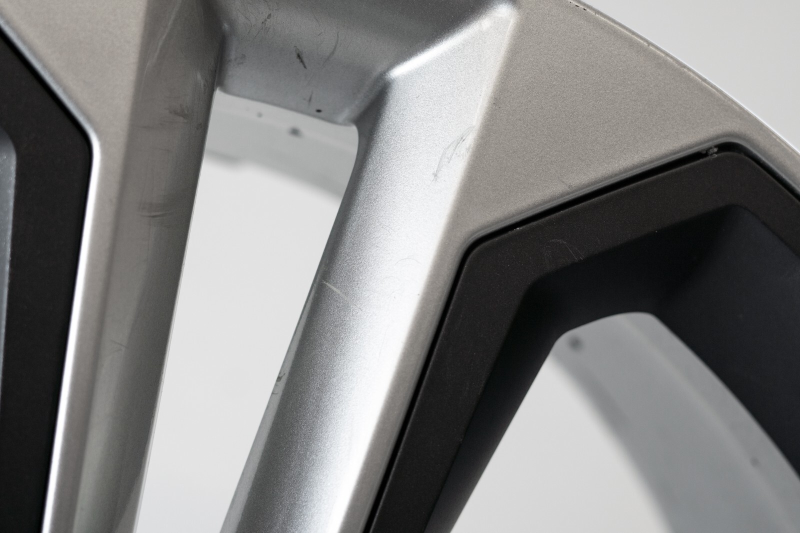 Audi Q5 SQ5 21" inch Rim OEM 2020 2021 2022 2023 Genuine Original Wheel - Image 9