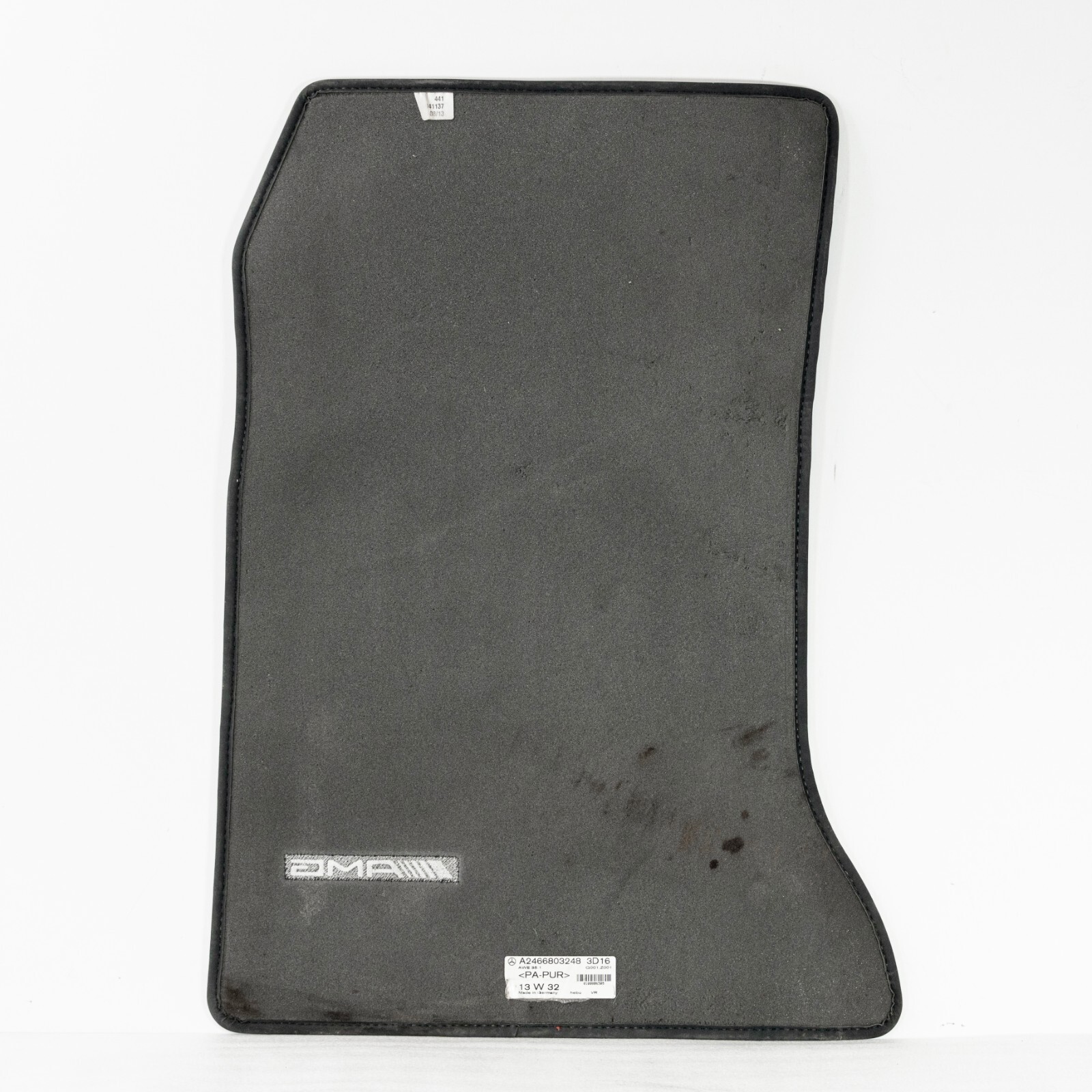 Mercedes CLA250 CLA45 GLA250 GLA45 AMG Floor Mat set OEM with Red stitching – Image 17