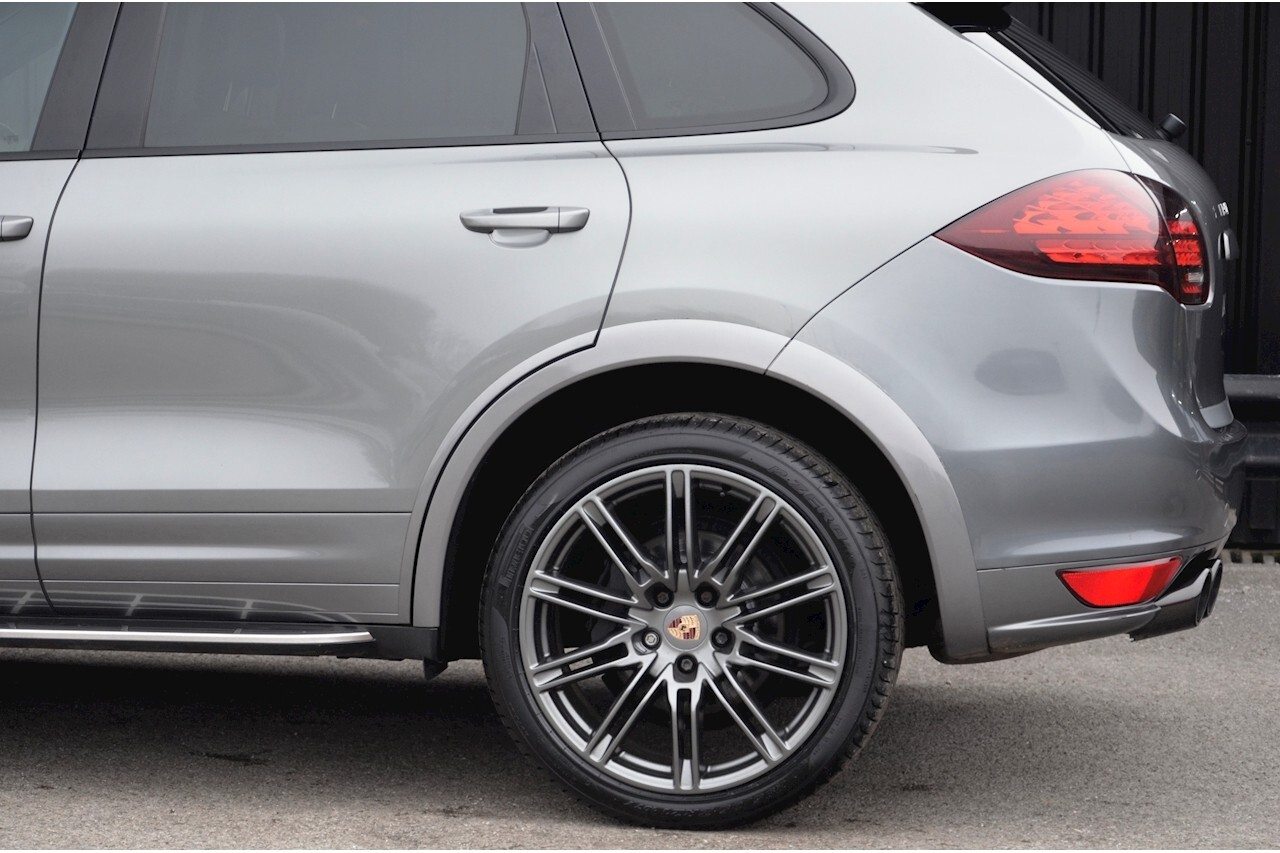 Porsche Cayenne 21" inch rim OEM 2011-2017 Genuine Sport Edition Wheel Set of 4 - Image 3