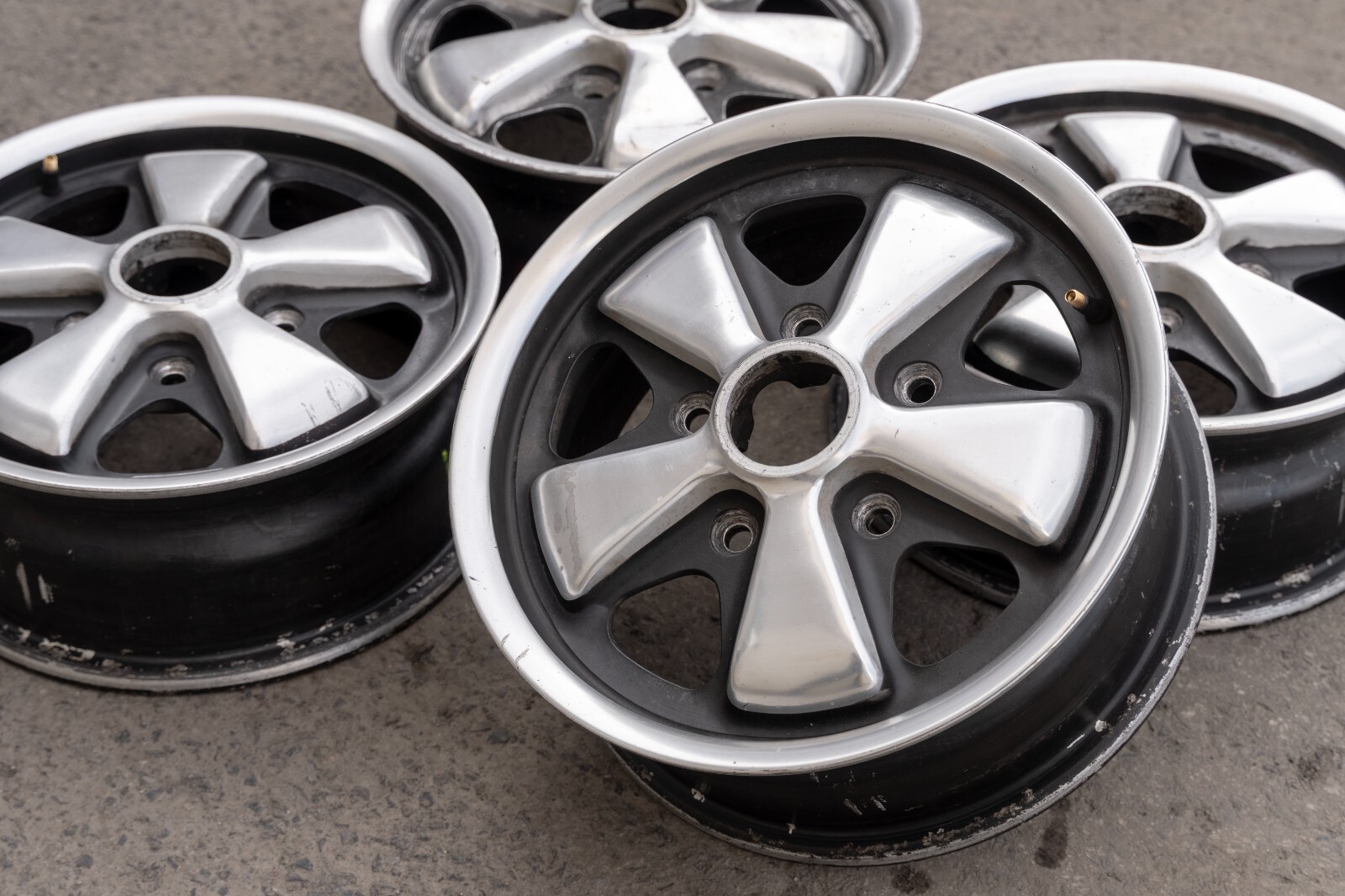 Porsche 911 912 14" inch rim OEM 1964-1969 Genuine Original Fuchs Wheel set - Image 8