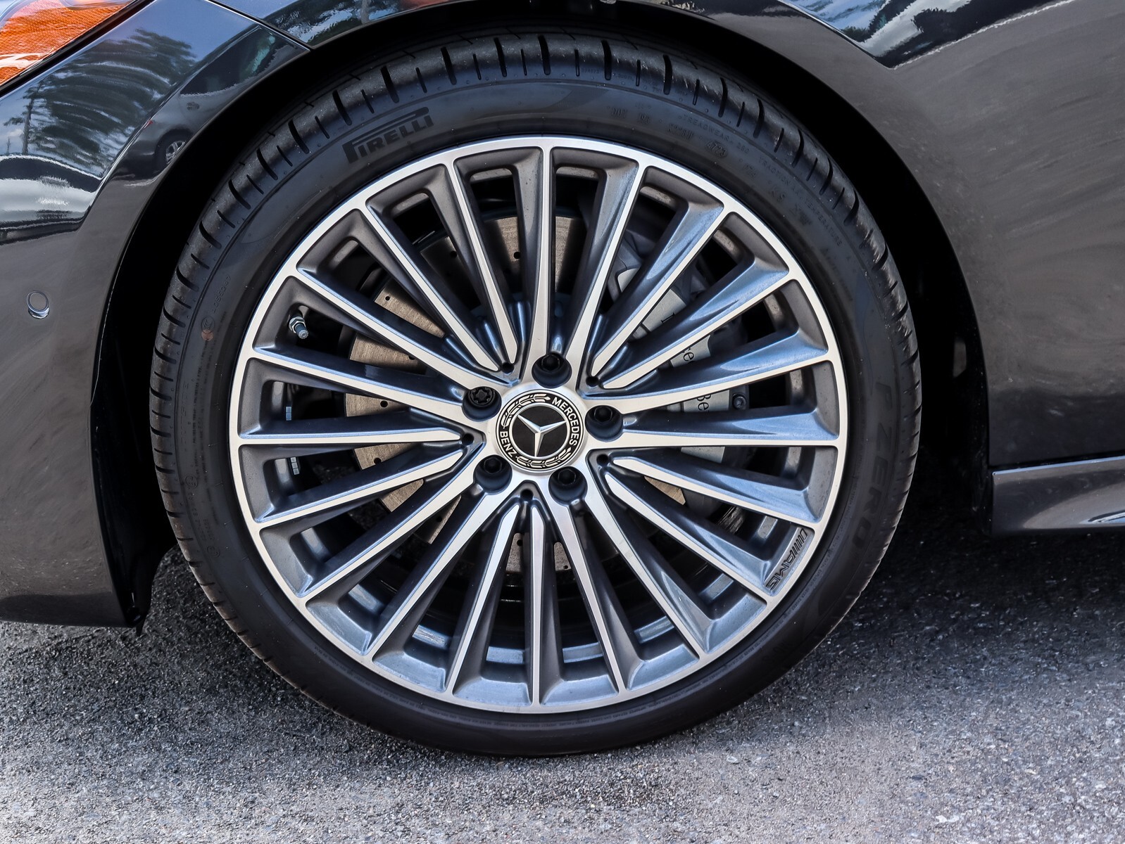 Mercedes C300 19" inch Front rim OEM 2023 2024 2025 Genuine AMG Wheel 2064011900 - Image 3