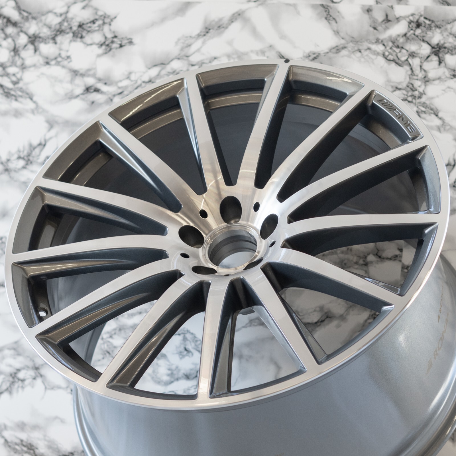 Mercedes GLS450 GLS580 22" inch Front rim OEM 2020-2025 Genuine Original Wheel