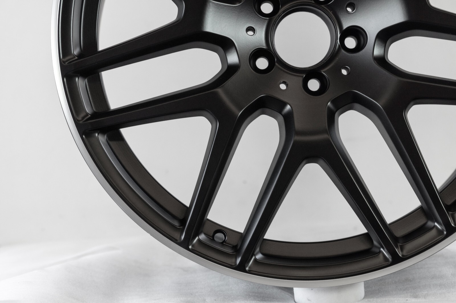 Mercedes ML63 GLE63 GLE63s 21" inch rim AMG OEM 2015 2016 2017 2018 wheel - Image 5