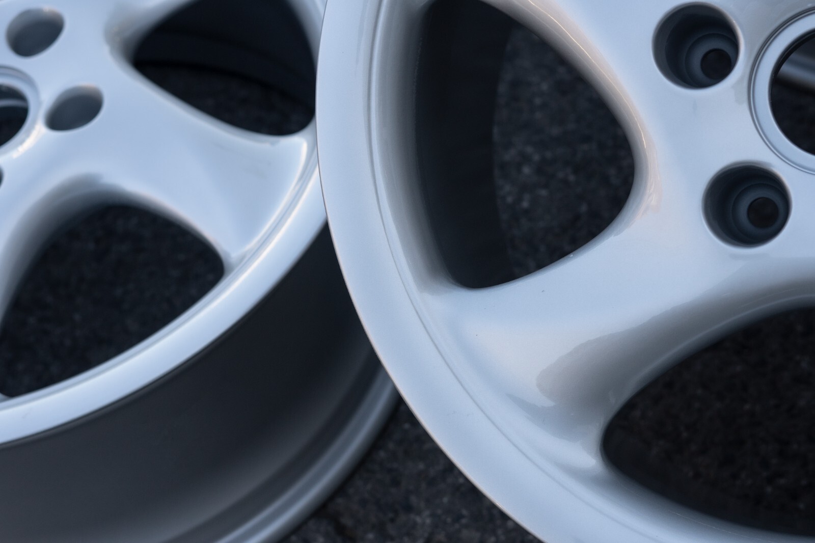 Porsche 911 993 996 Carrera 18" inch rim OEM Hollow Spoke Narrow body Wheel SET - Image 15