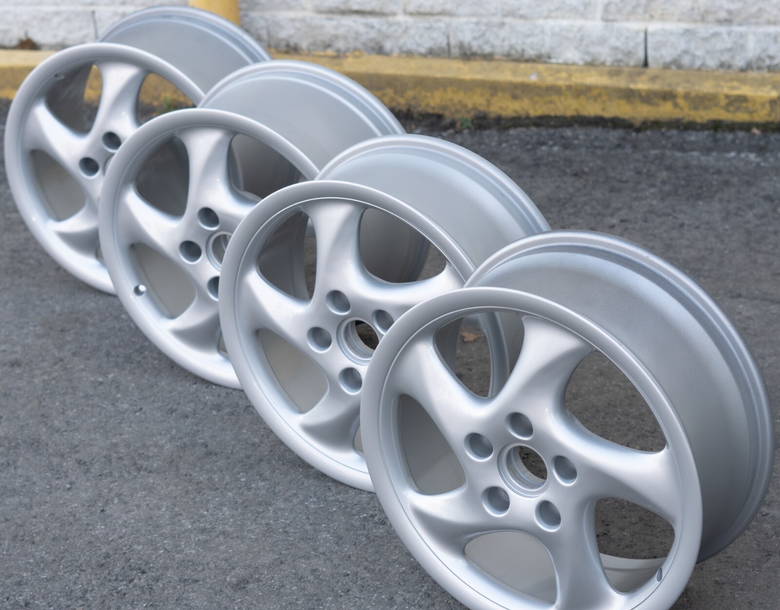 Porsche 911 993 996 Carrera 18" inch rim OEM Hollow Spoke Narrow body Wheel SET - Image 19