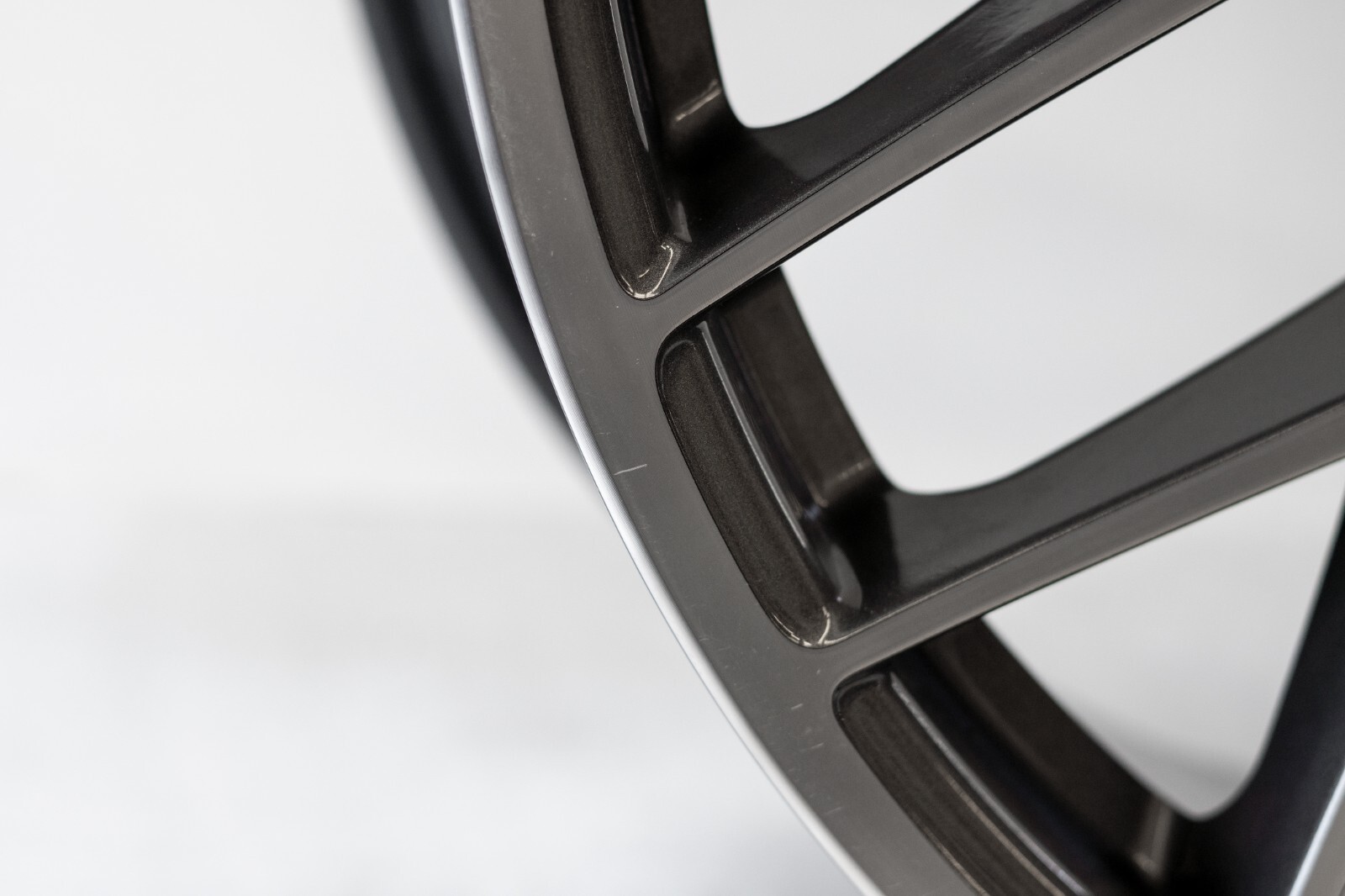 Porsche Macan 20" inch Front rim OEM 2015 2016 2017 2018 RS Spyder Wheel - Image 9