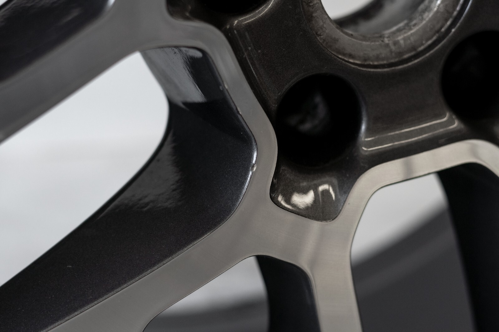 Porsche Macan 20" inch Front rim OEM 2015 2016 2017 2018 RS Spyder Wheel - Image 13