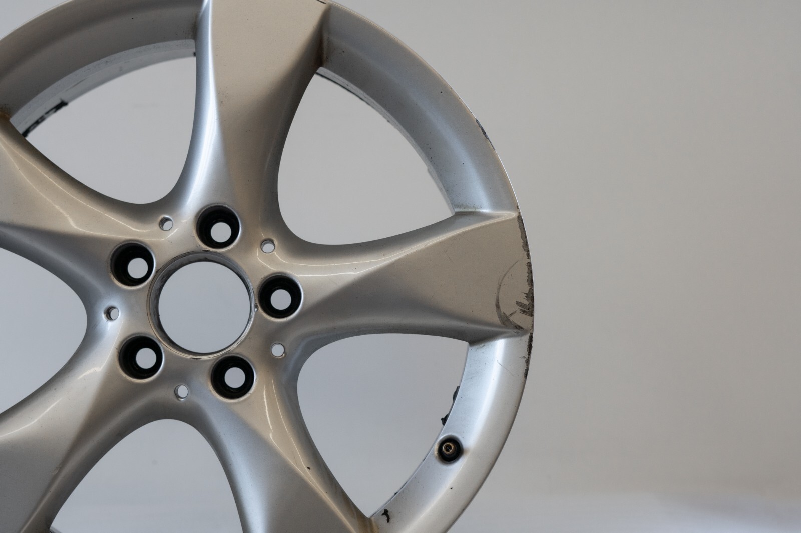 Mercedes B250 17" inch rim OEM 2012 2013 2014 2015 2016 2017 2018 Genuine Wheel - Image 4