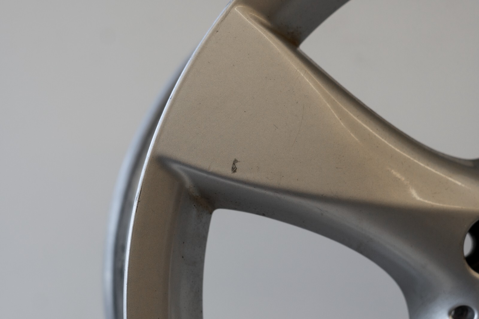 Mercedes B250 17" inch rim OEM 2012 2013 2014 2015 2016 2017 2018 Genuine Wheel - Image 9