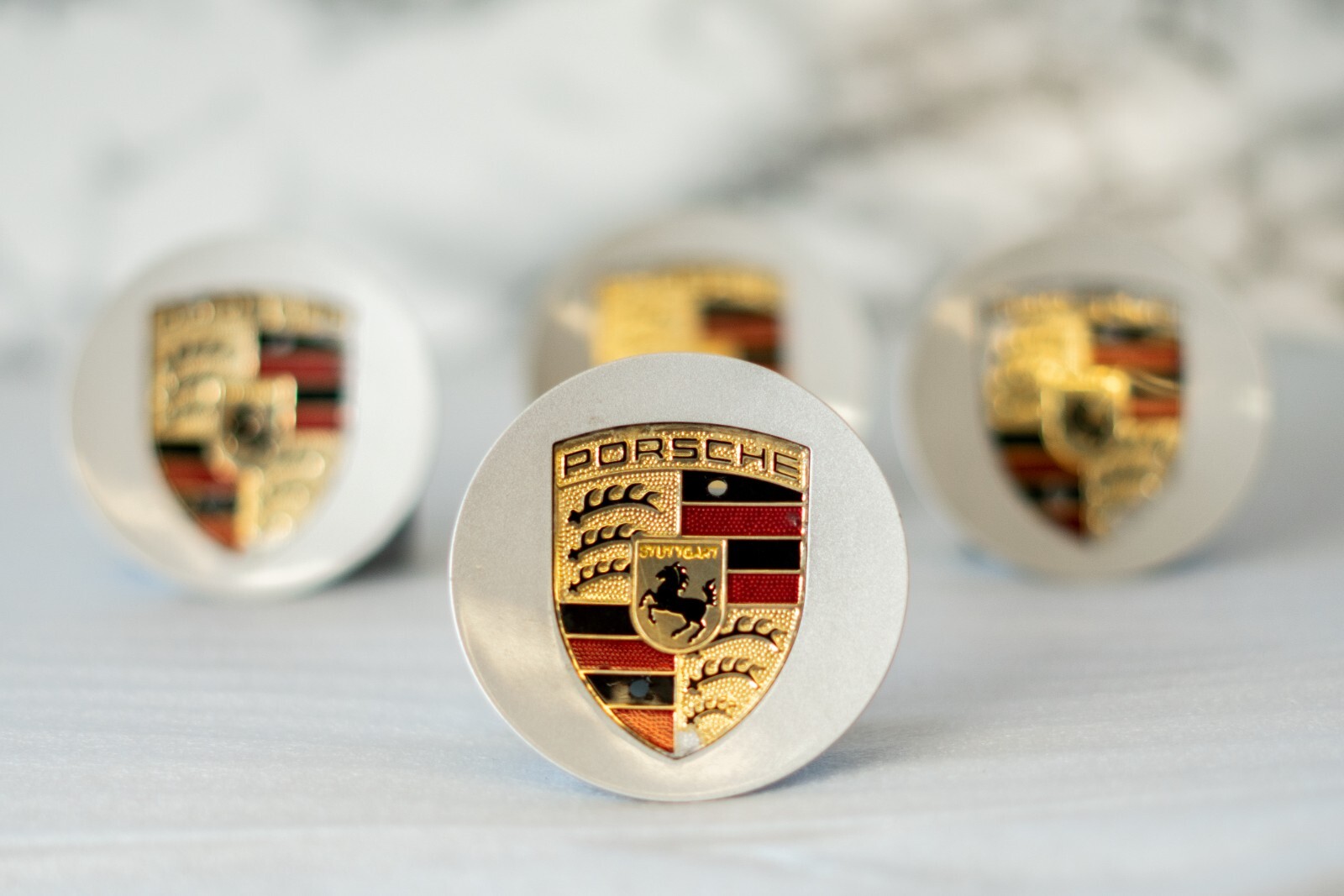 Porsche 718 911 Panamera Cayenne OEM Genuine Center cap set Silver - Image 2