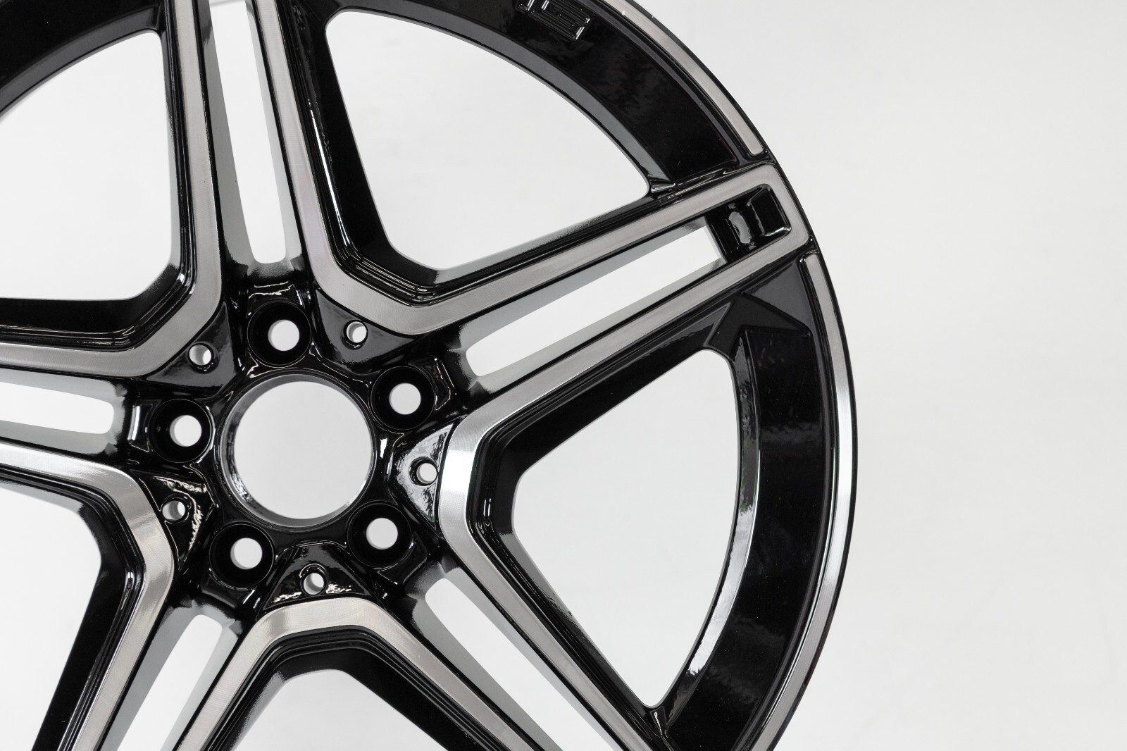 Mercedes CLS53 AMG 19" inch Front rim OEM 2019-2023 Genuine Original wheel – Image 4