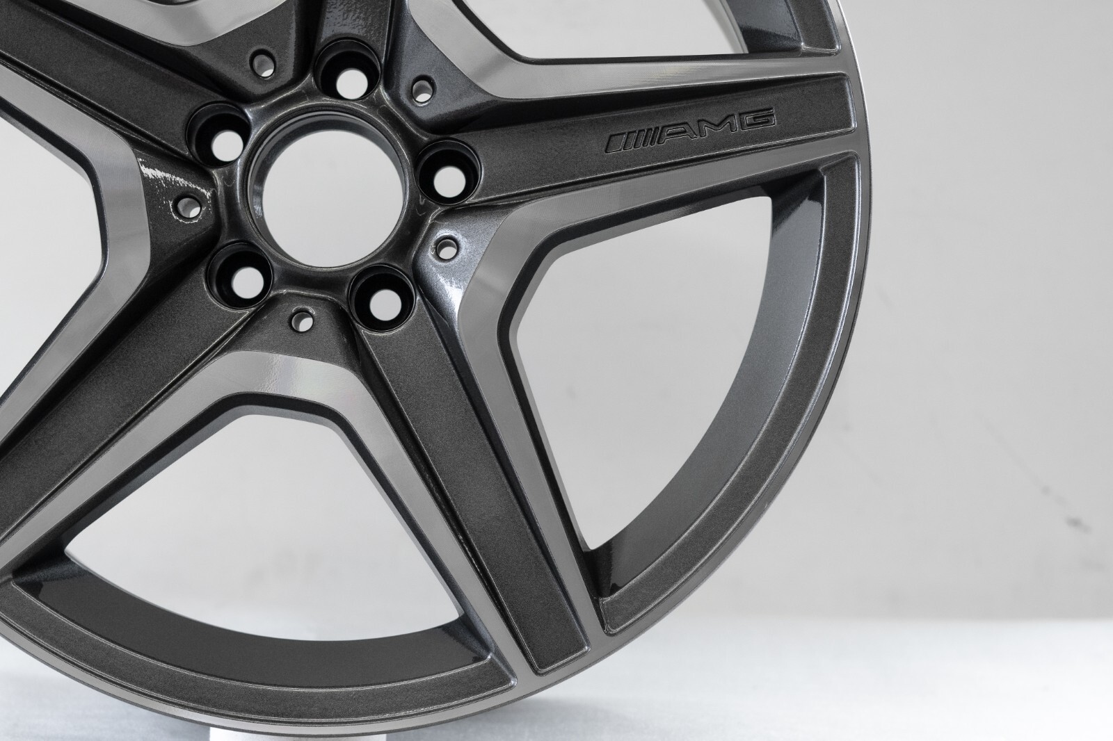 Mercedes C63 AMG 18" inch Front rim OEM 2008-2014 Genuine Original Wheel Single - Image 5
