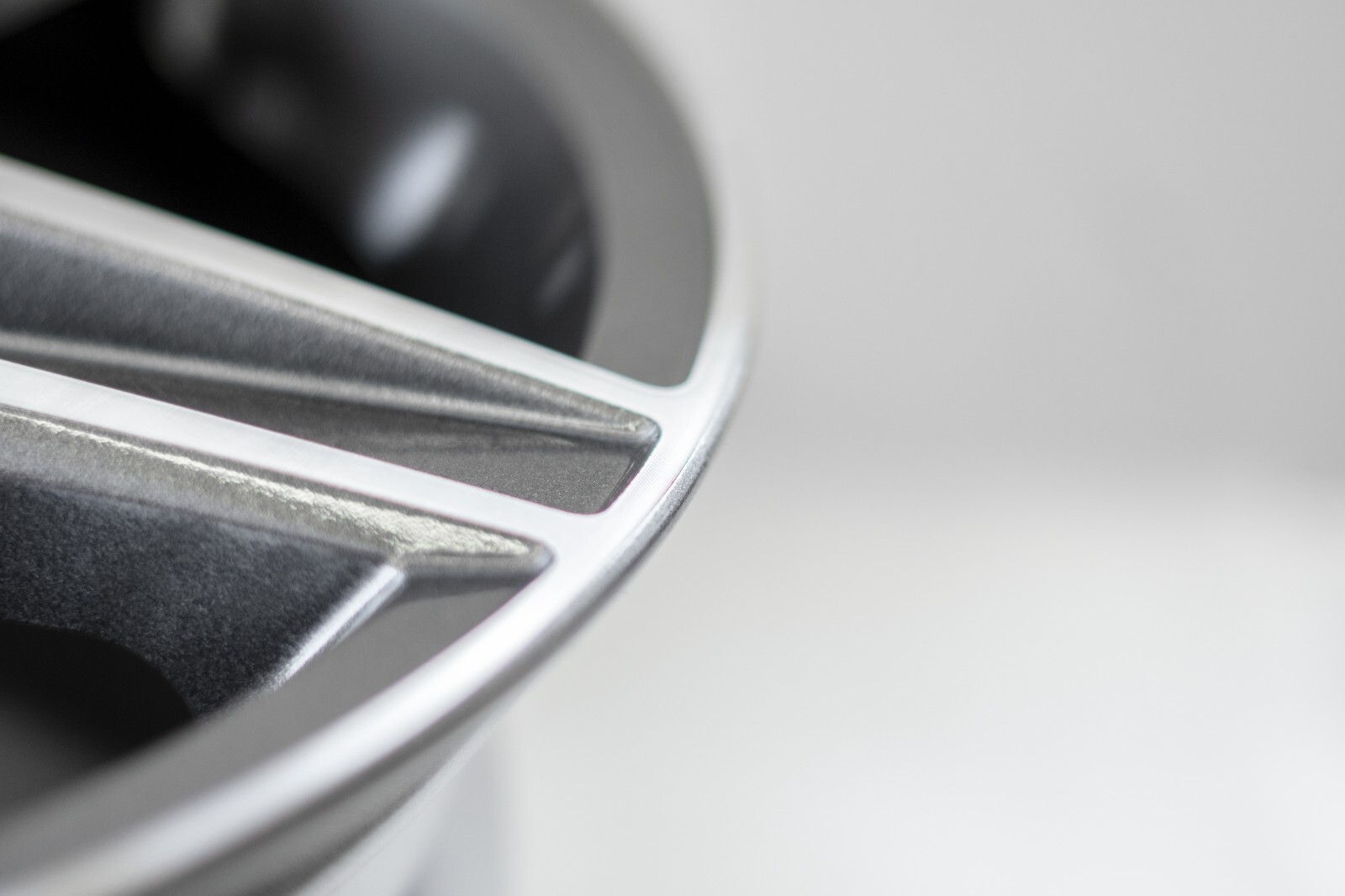 Mercedes C63 AMG 18" inch Rear rim OEM 2008 2009 2010 2011 2012 2013 2014 Wheel – Image 9