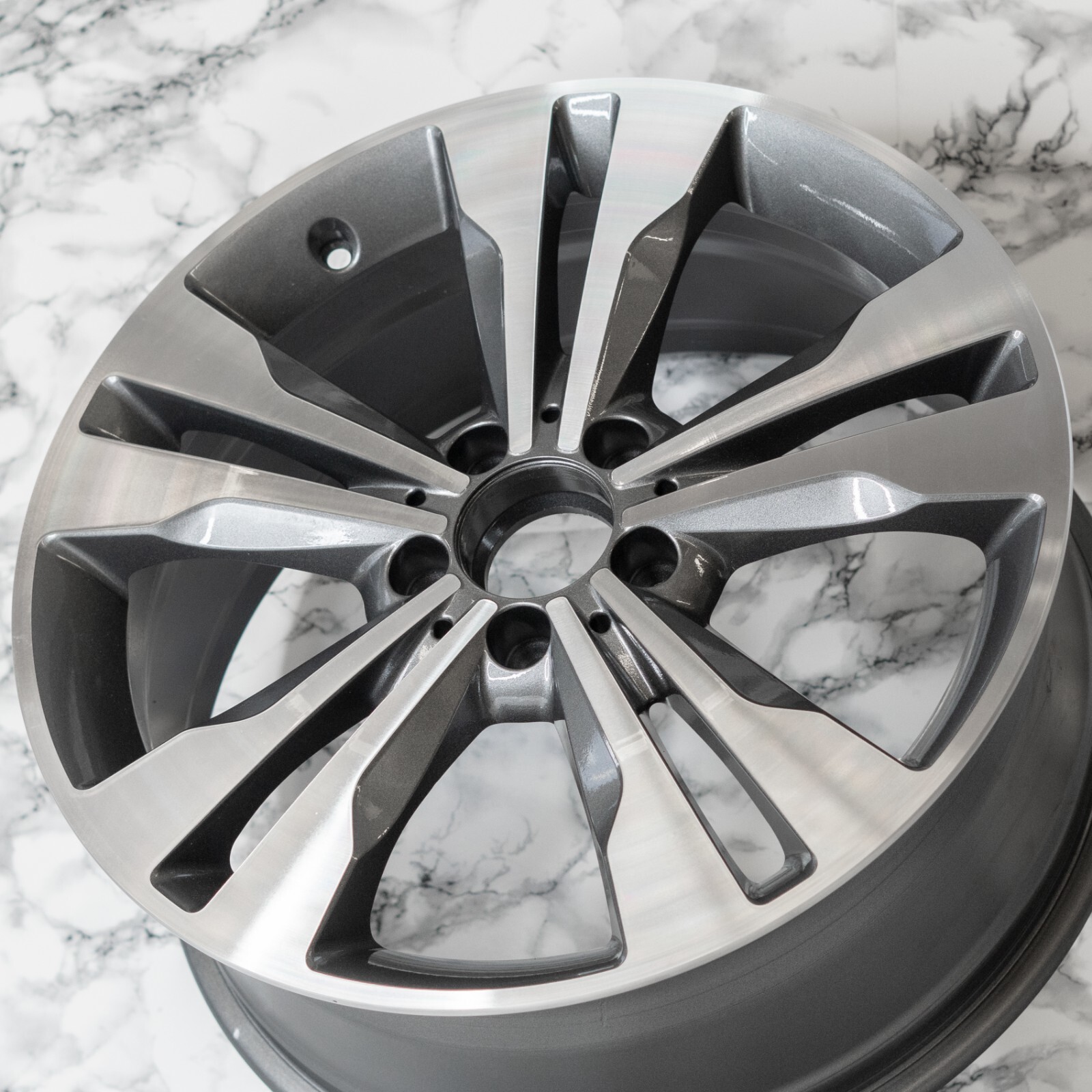 Mercedes E350 E550 Coupe 18" inch Front rim OEM 2010 2011 2012 2013 Wheel