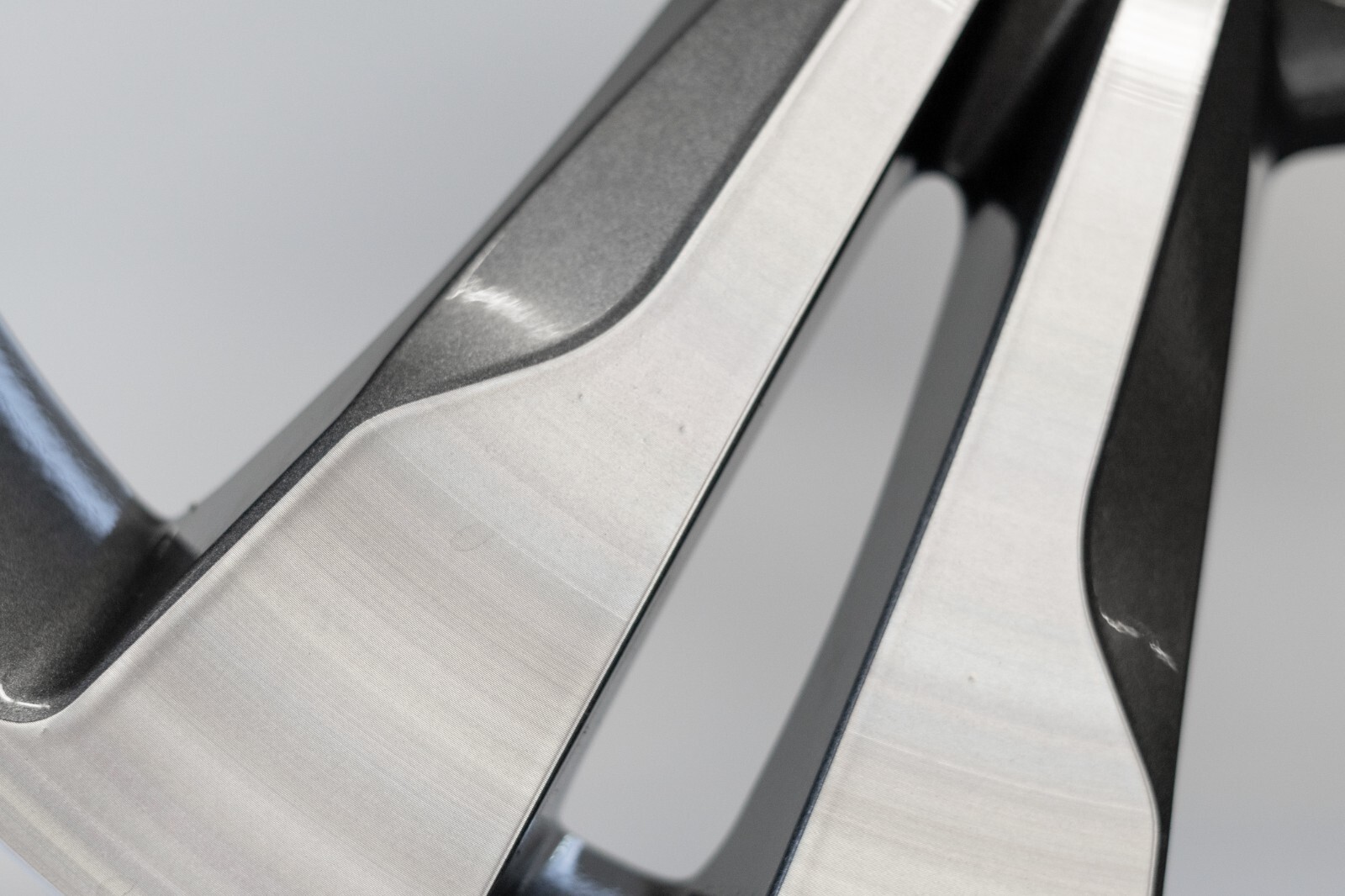 Mercedes E350 E550 Coupe 18" inch Front rim OEM 2010 2011 2012 2013 Wheel – Image 10