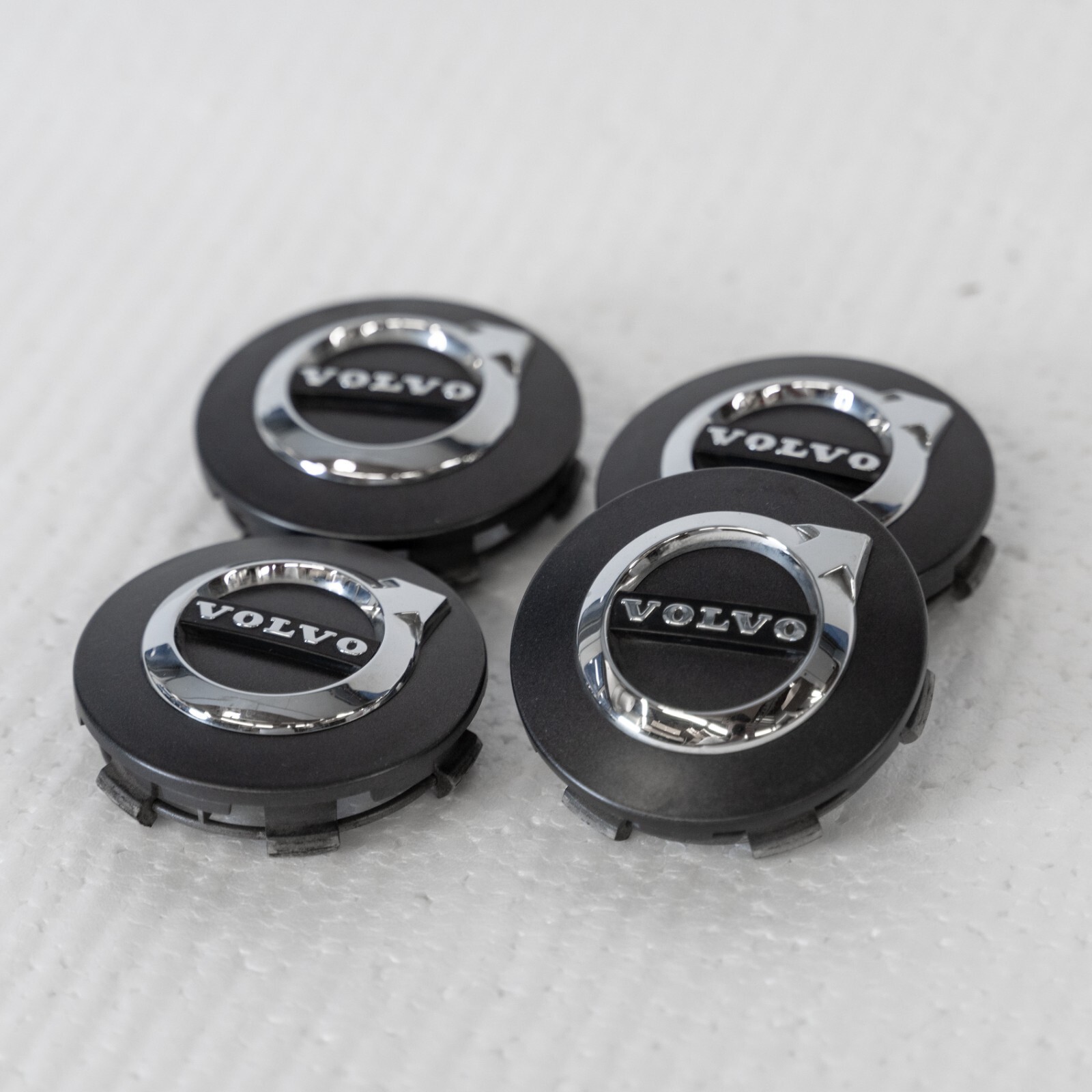 Volvo S60 S90 V60 V90 XC60 XC90 Center cap set Genuine Original Black – Image 2