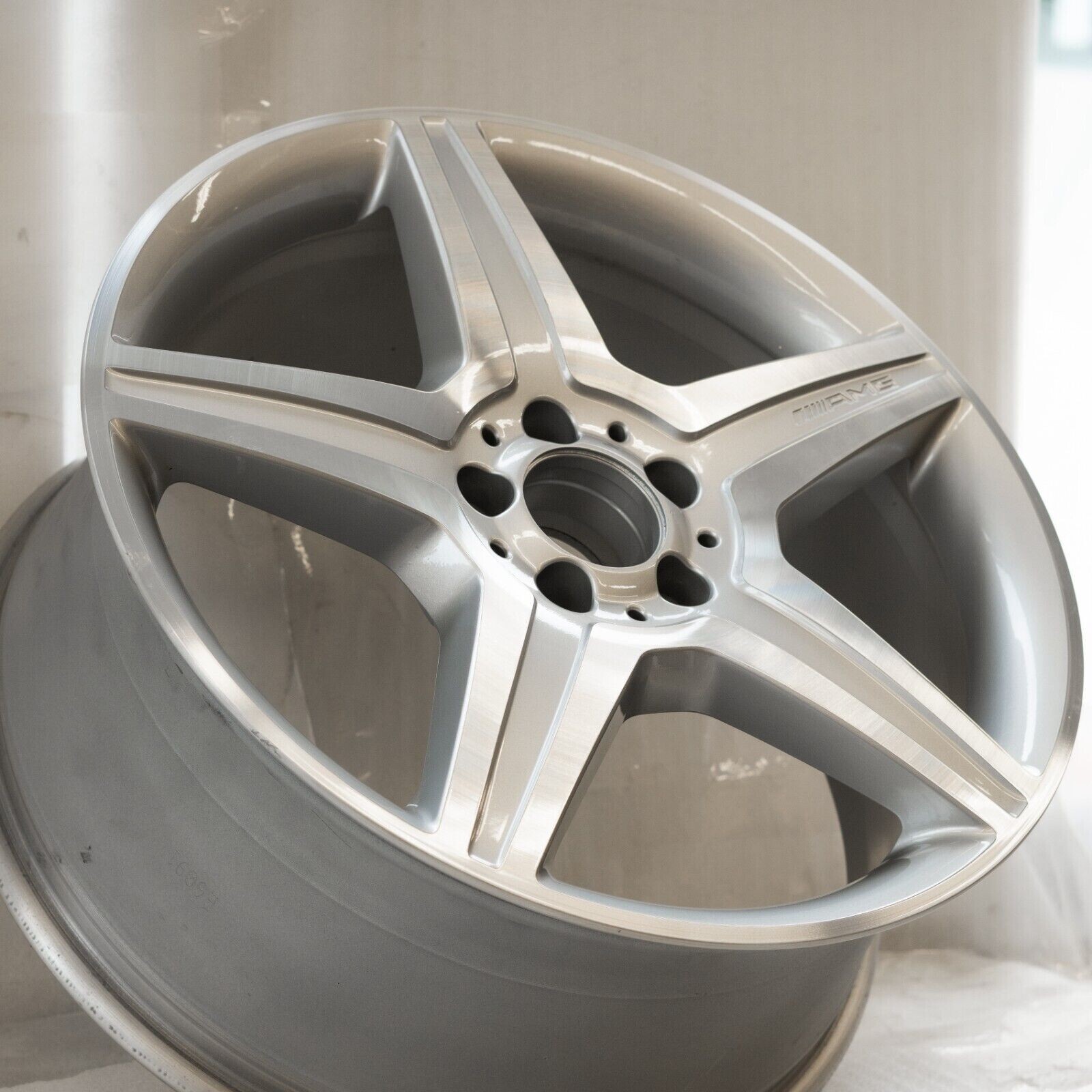 Mercedes CL550 S550 S63 19" inch front rim OEM 2007-2014 Genuine Original wheel