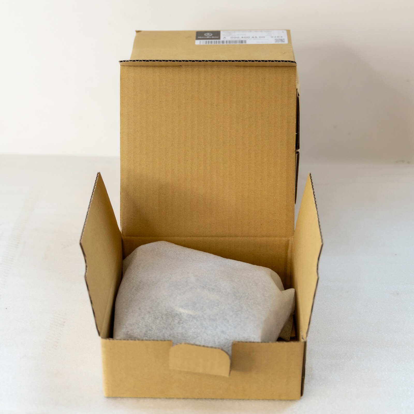 Mercedes Benz C63s E63s CLS63s AMG OEM Genuine Black center cap wheel hub cover - Image 17